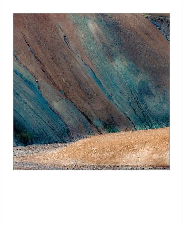 Print CR472 - Icelandic Highlands 40x40 cm 
.
.
.
#iceland #landscape #print #art #ryolite