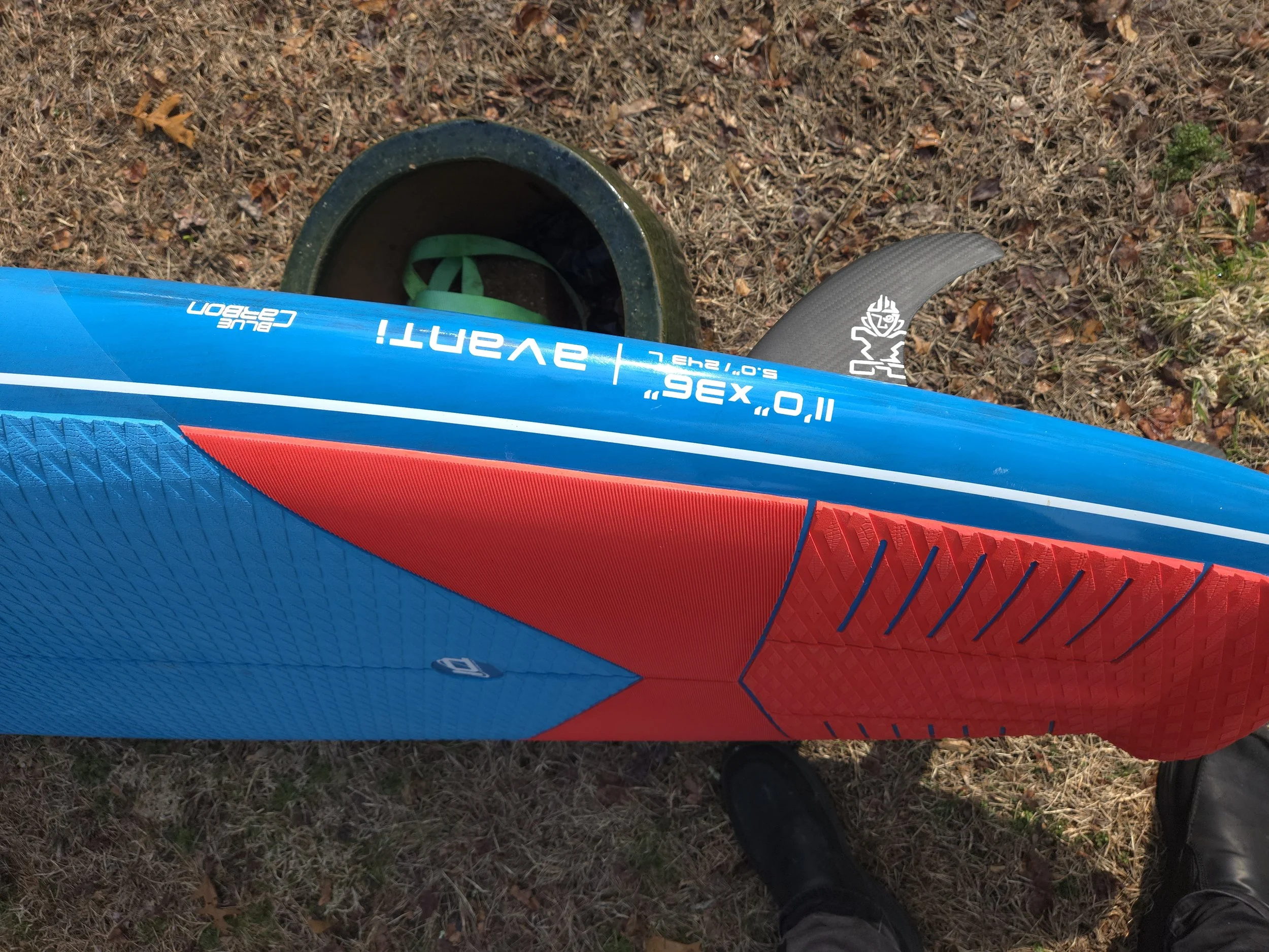 Starboard Avanti Blue Carbon Whopper 11 x 36 E.jpg
