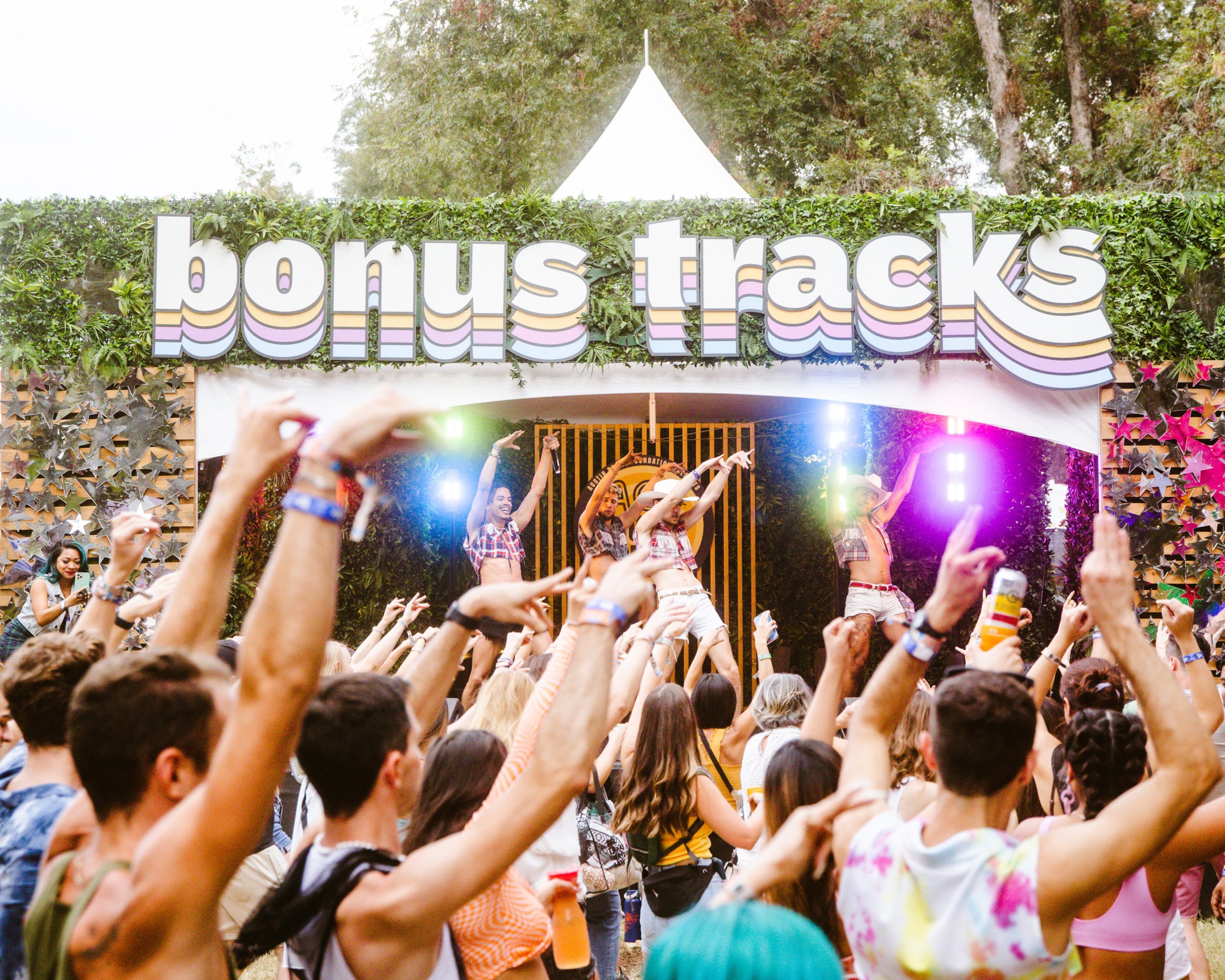 04-ACL-Fest-Bonus-Tracks-scaled.jpg