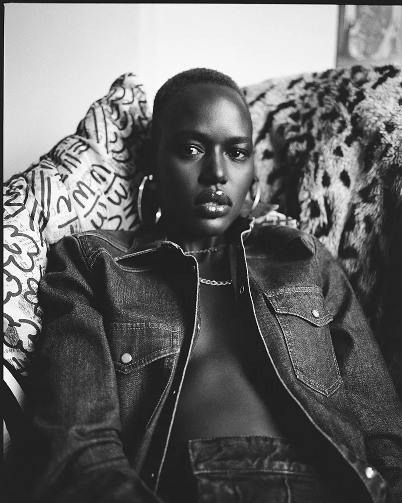 jamesbuzzwhite-ajakdeng-wonderland_08_800.jpg