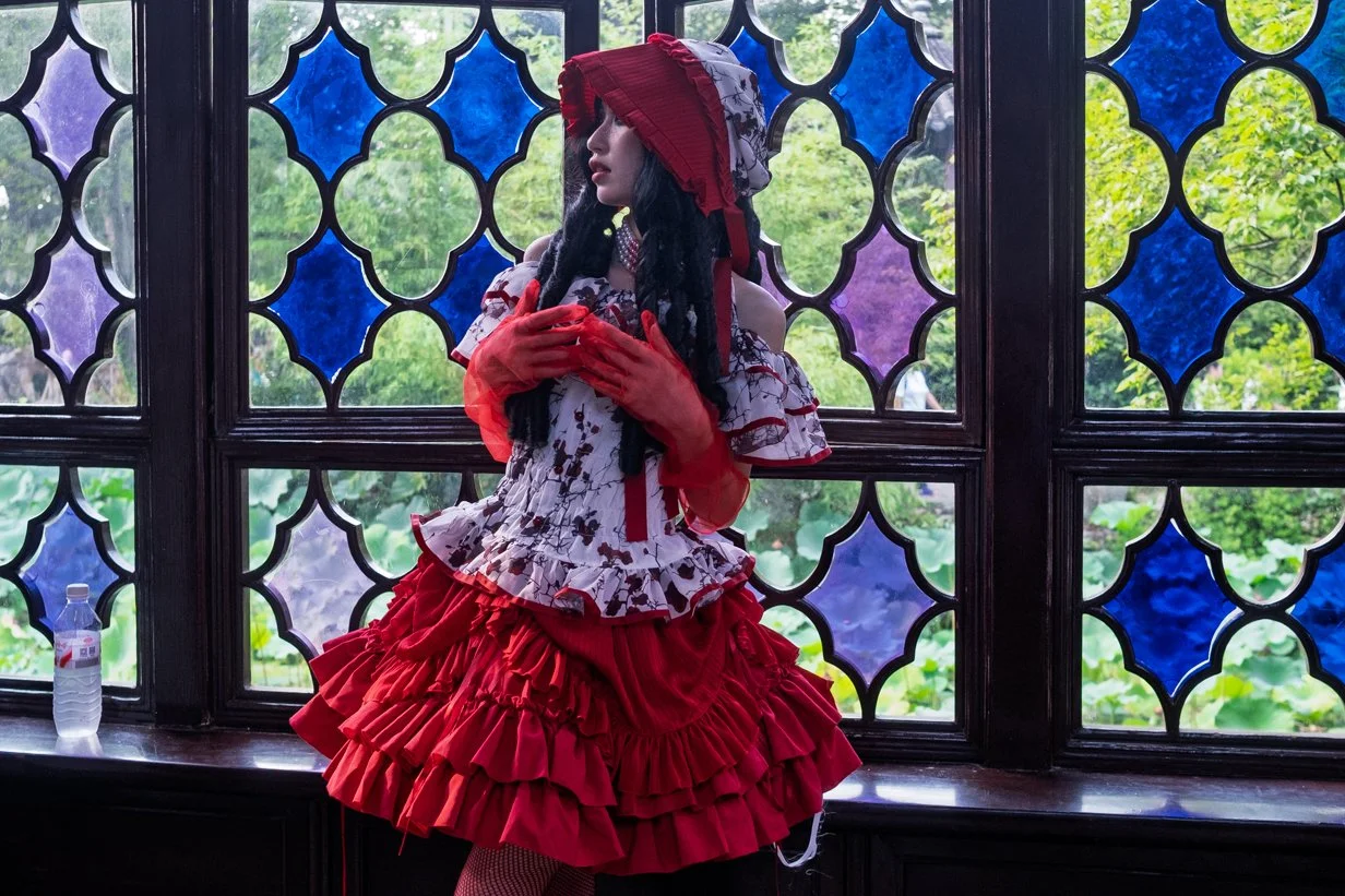Buerkli-+41793718936-collection-seeing red-05.jpg
