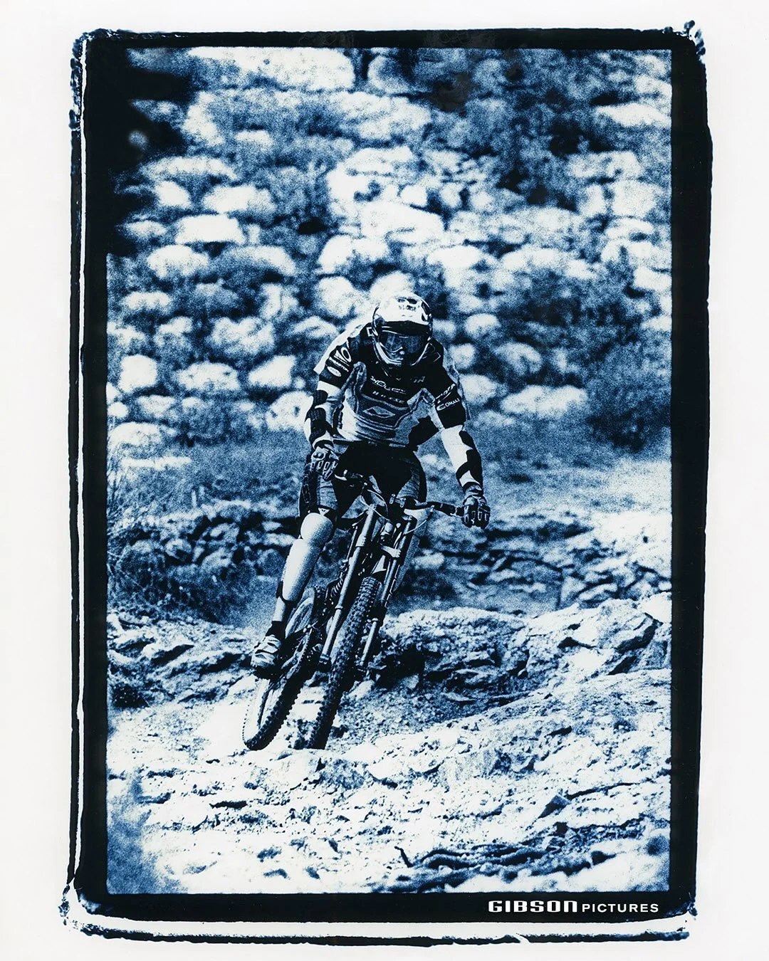 25 years ago, in 2001, Nicolas Vouilloz took me for a very intense drive to the top of a mountain bike trail in the south of France in his van with his bike in the back. Freeride Entertainment&rsquo;s Alex Fostvedt was following us up that windy, som