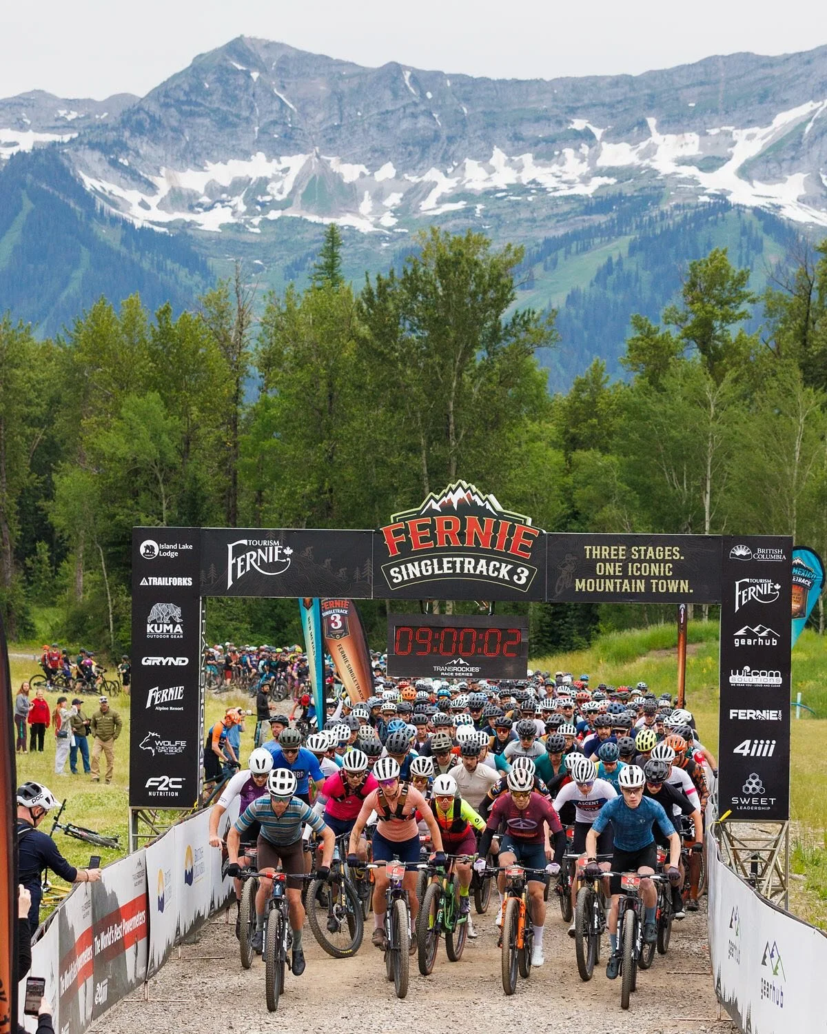 12 photos from last weekend&rsquo;s TransRockies Singletrack 3 in Fernie. From Olympians and crazy-fast teenagers to riders taking on their first stage race, this one had it all. For me, though, the most inspiring ride came from Brett Wolfe (photo 6)