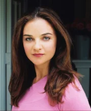 jaymebarrett_179x220.jpg