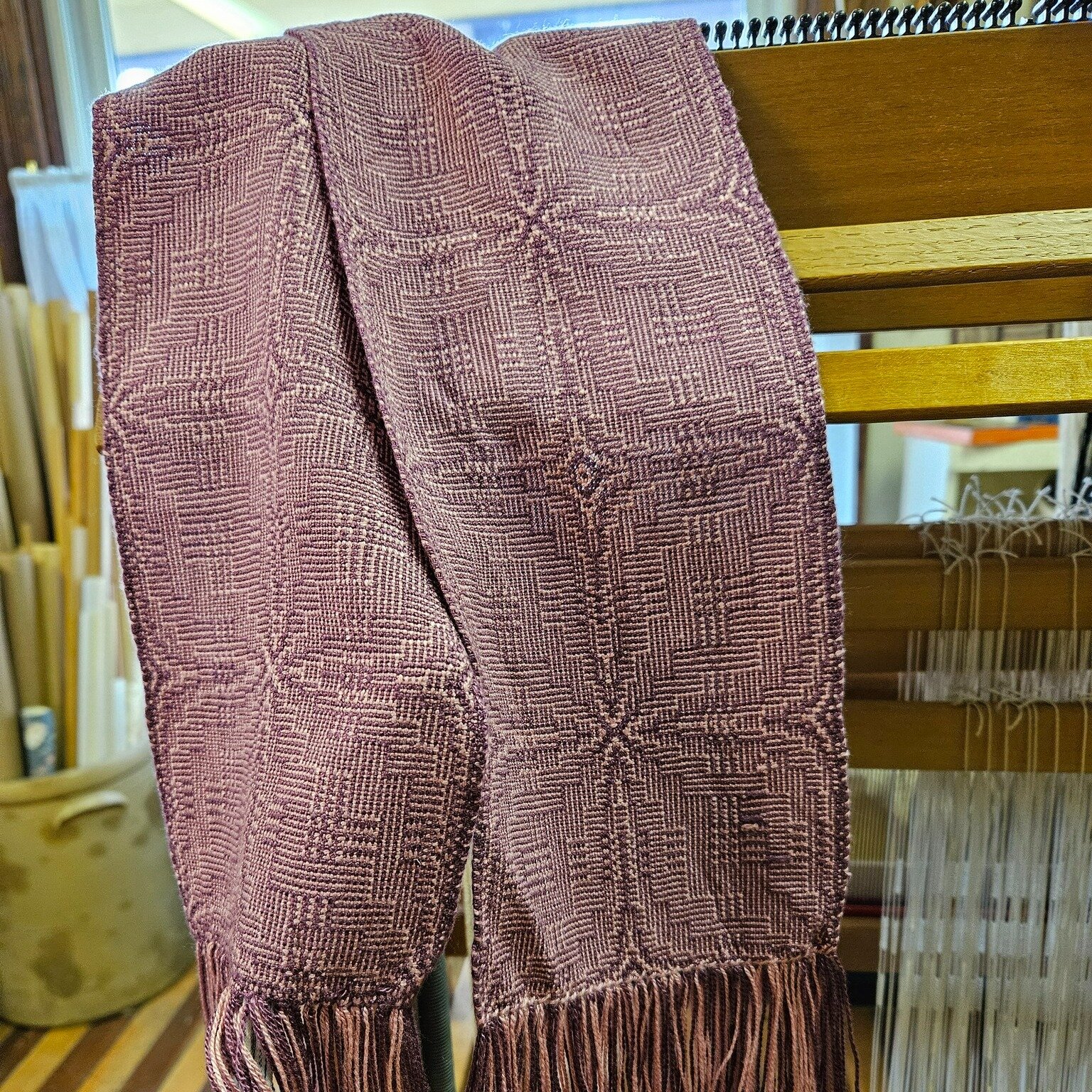 Happy Weaving Wednesday! and Happy Valentine's Day! 

HMWG Member Rick Valachovic shares two beautiful pieces with us. 

A silk scarf with a great pattern the shimmers with every movement! 
Also a wool Krokbragd rug - great colors and design! 

What 