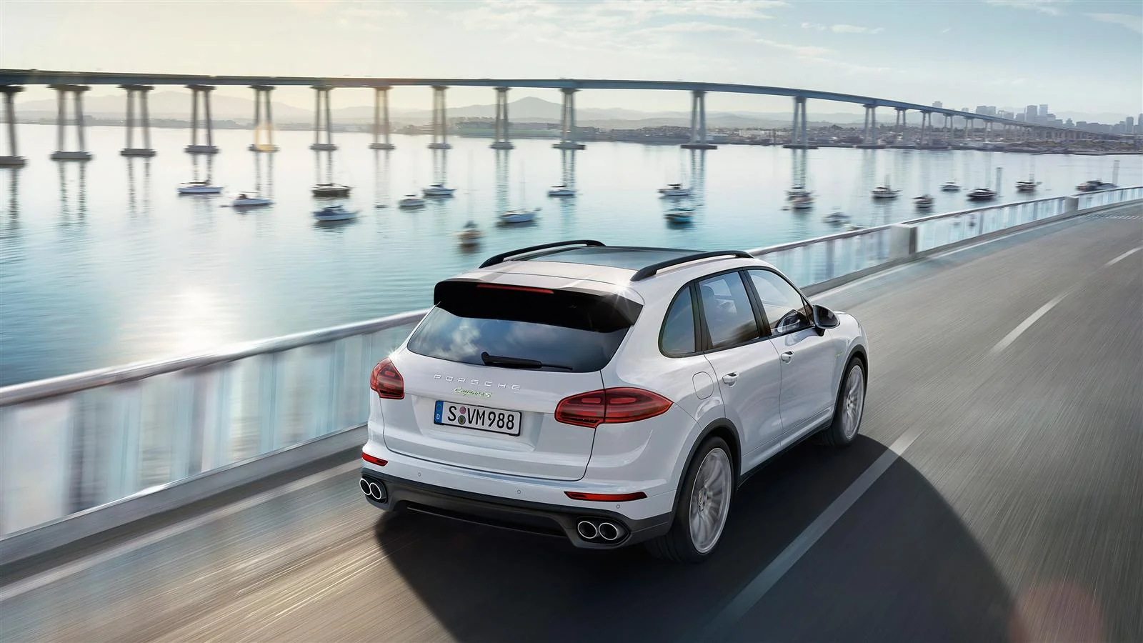 Romer_Porsche Cayenne 2013 Found Productions_5.jpg