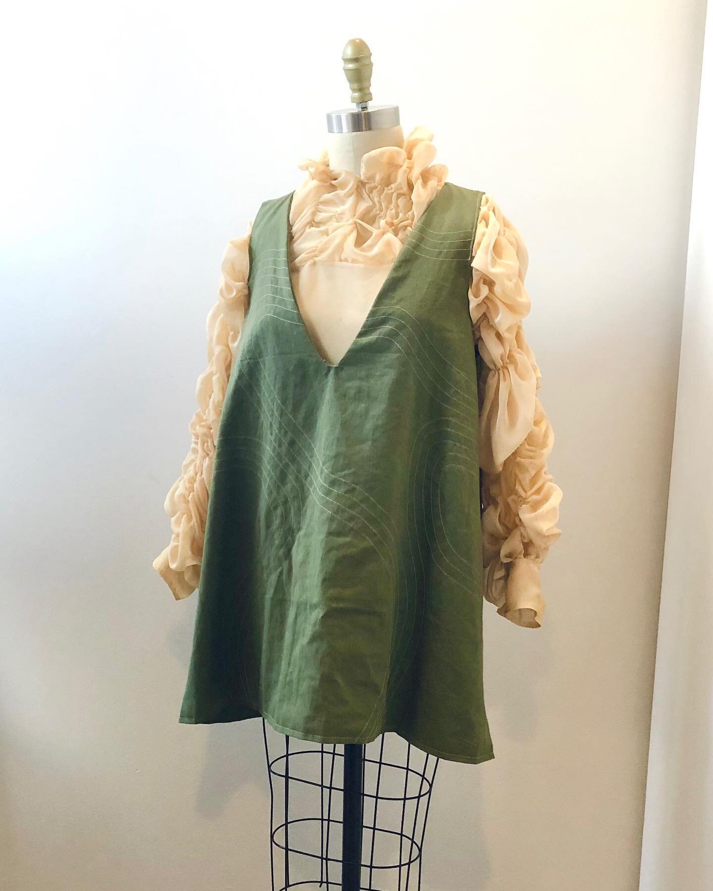 Look 6 of Oysterlings and the final look of this mini collection. This blouse took so long to make but it was worth it! I shirred in random lines, and gathering the stitches randomly to get this effect. Blouse is paired with a green V-neck linen dres