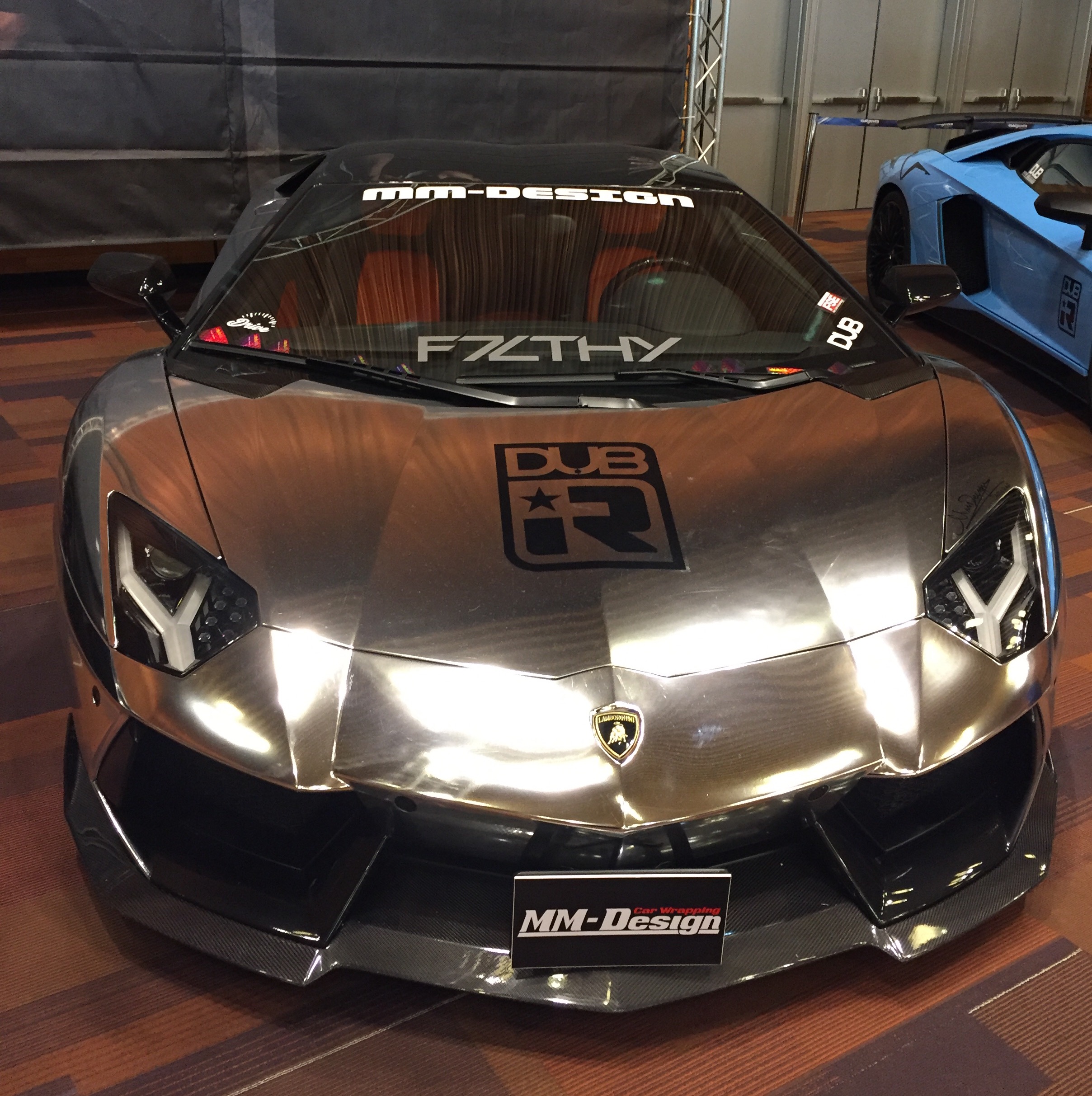 Episode 9 - Auto Show - customized Lambo