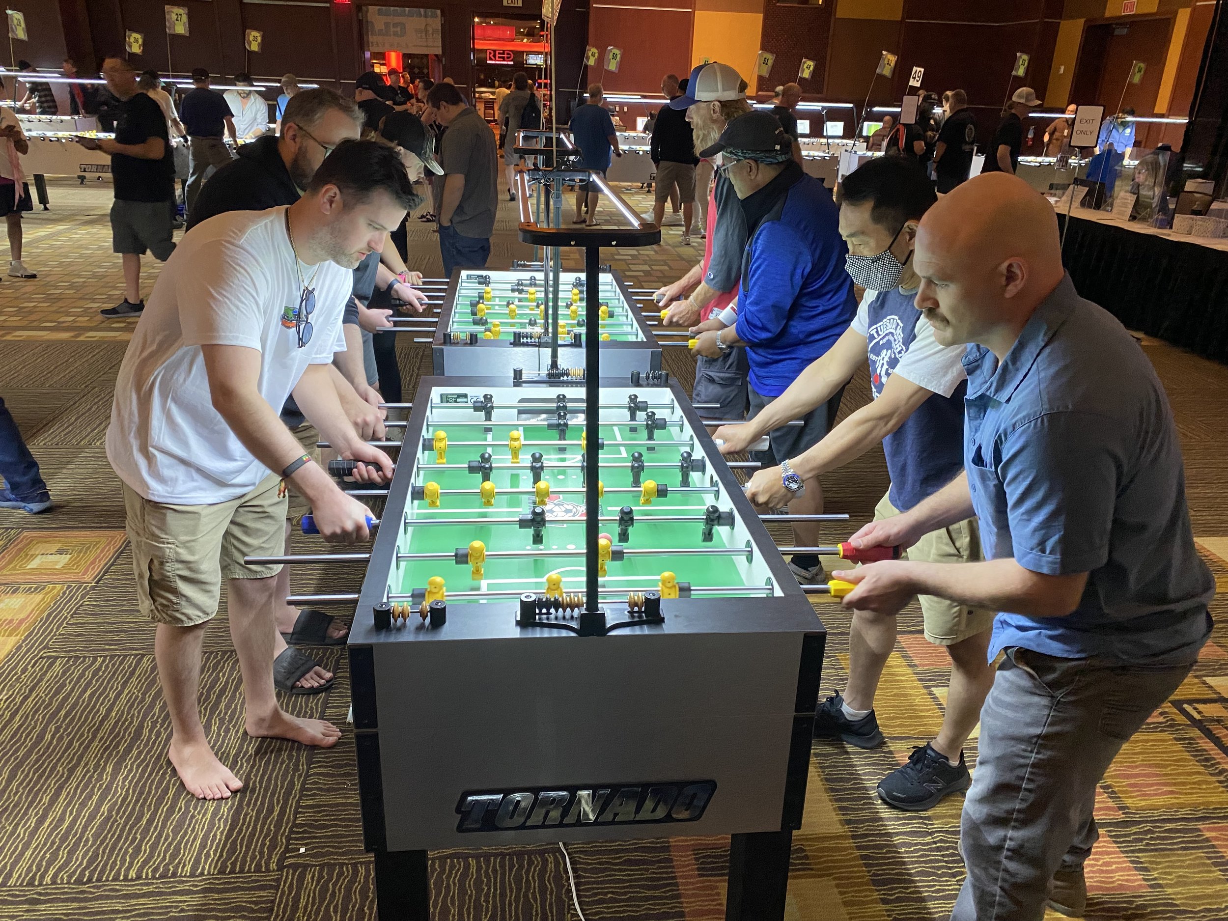 Canadian amateurs against Master players