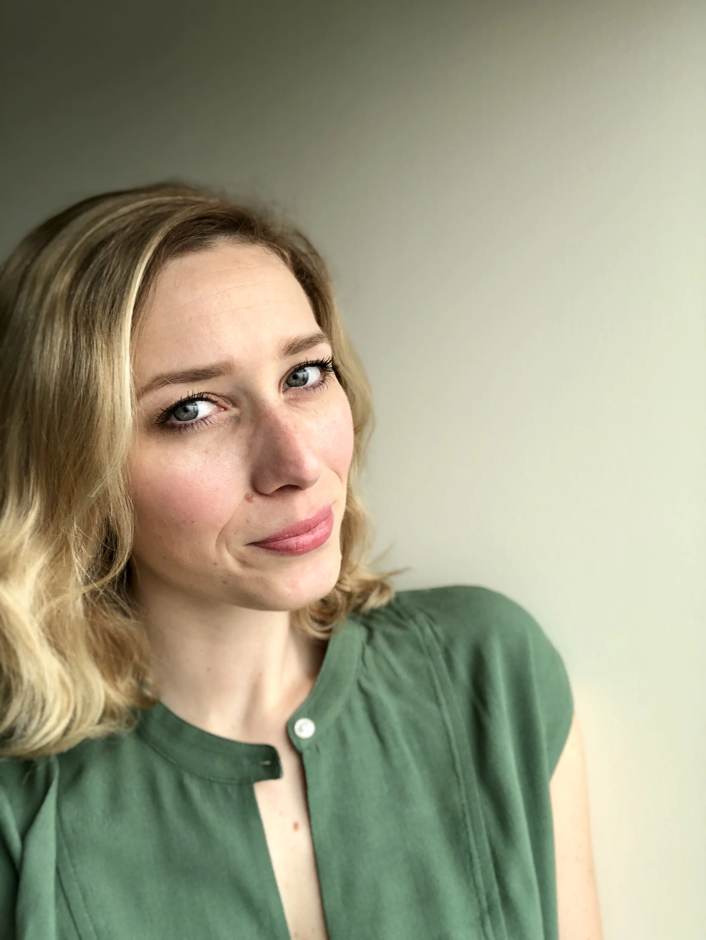 why you need to drip face oil down your cheeks now