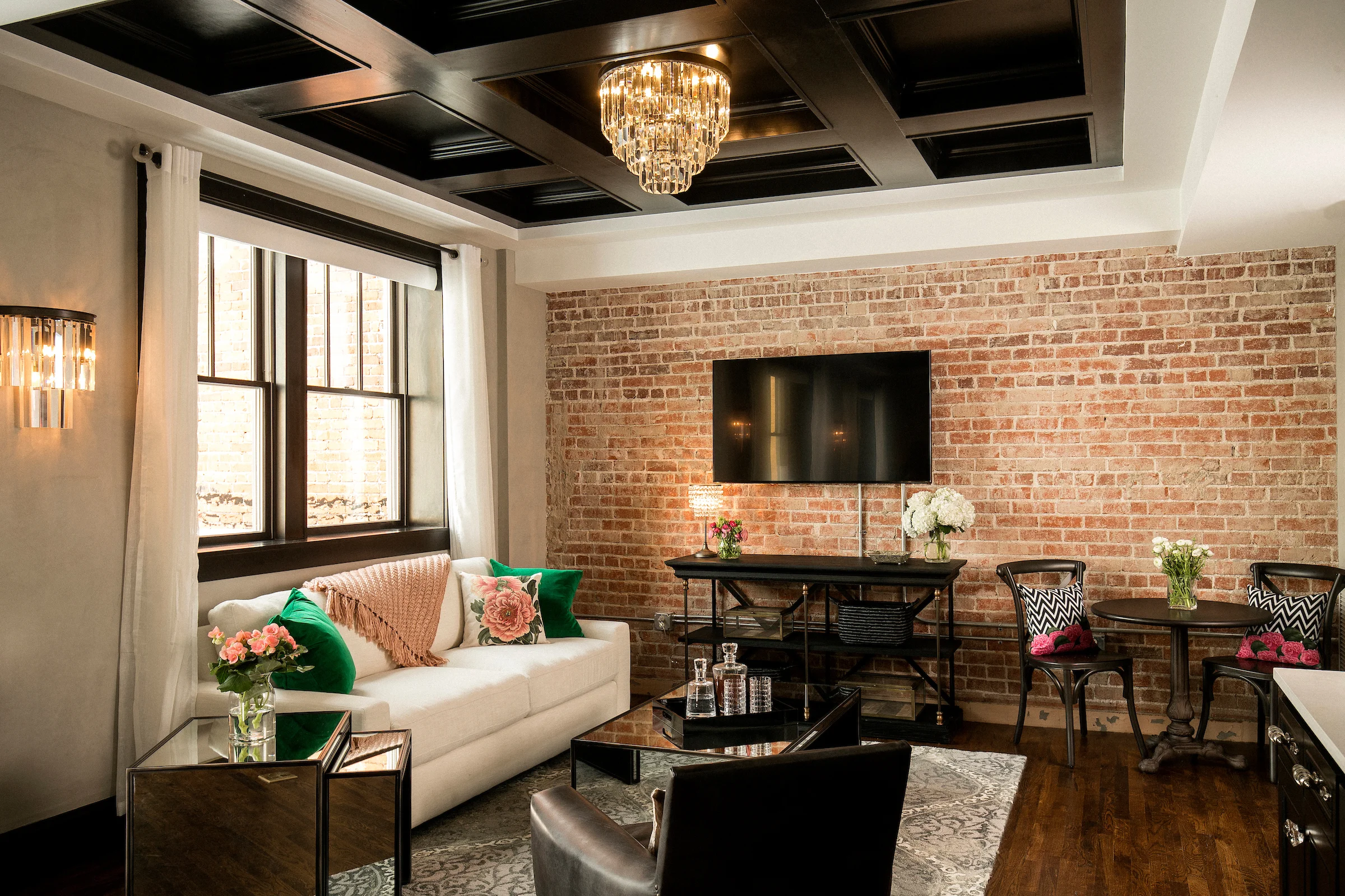 the-emerald-room-5.jpg