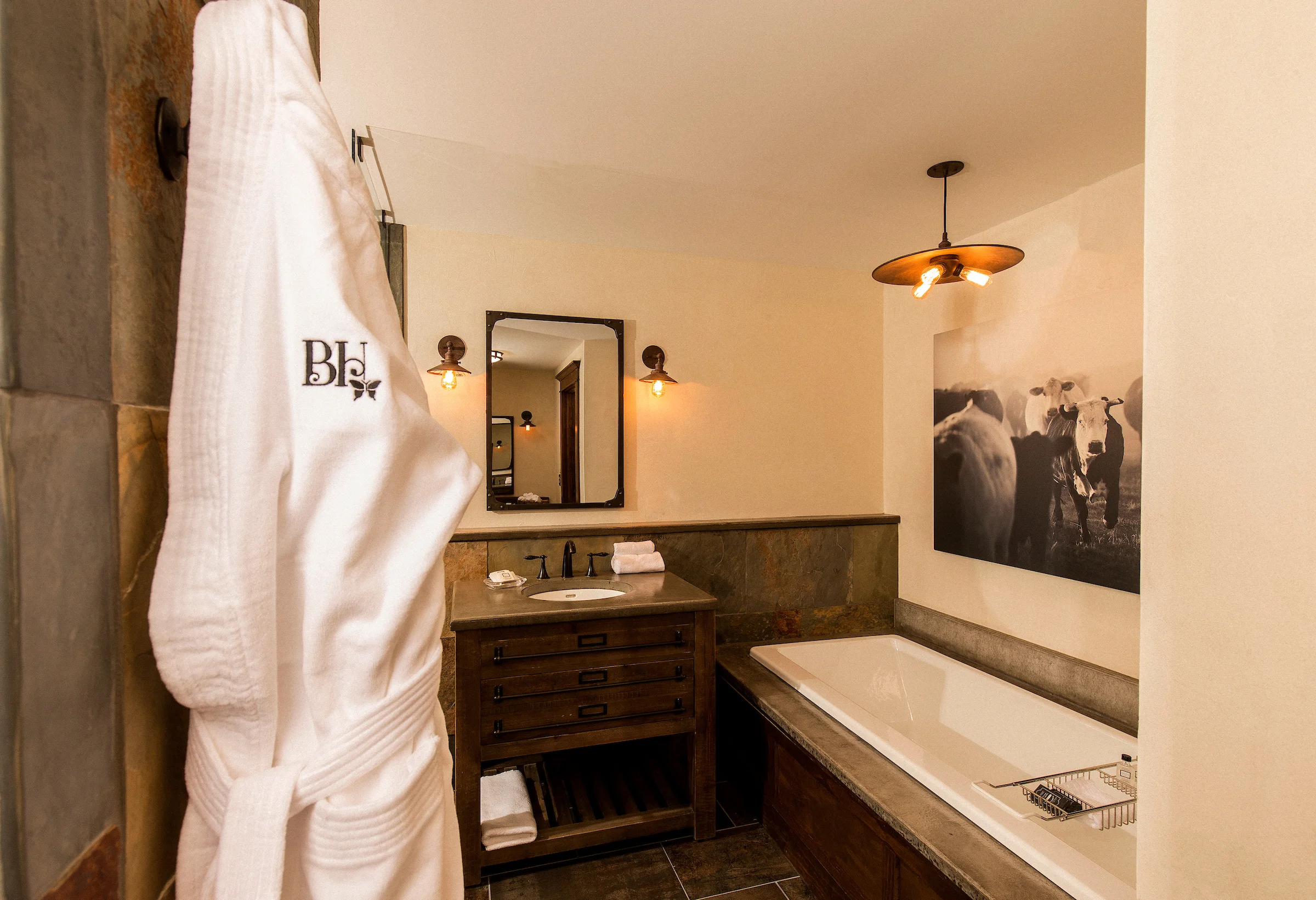 the-tack-room-6.jpg