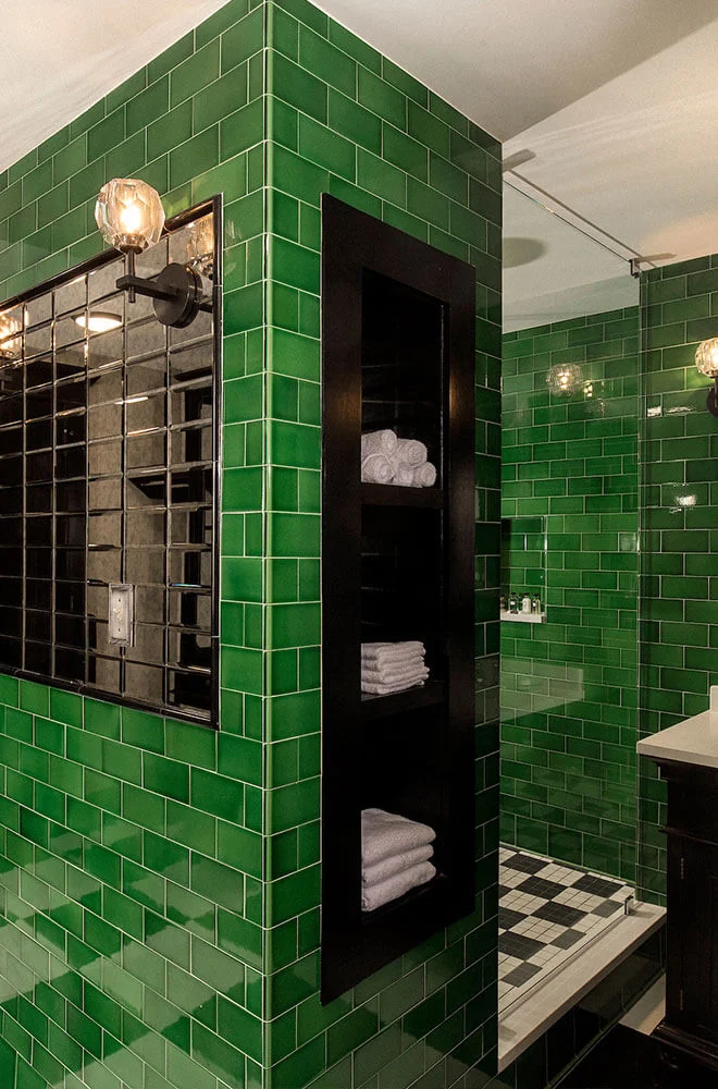 RT-Emerald-Room-1-2x.jpg