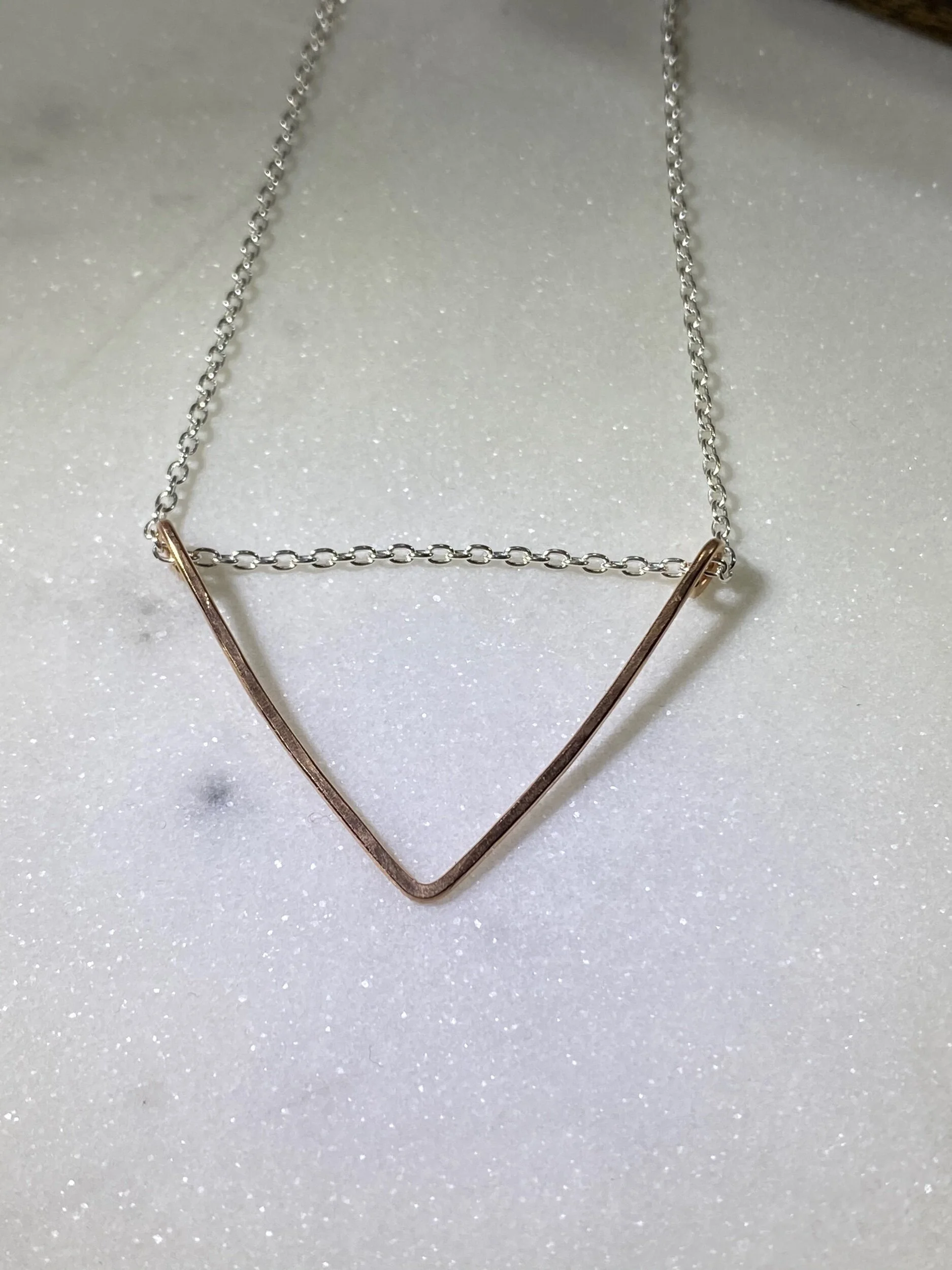 5EC6ECB7-6A1B-460B-9BF8-7F1BF999E4D2