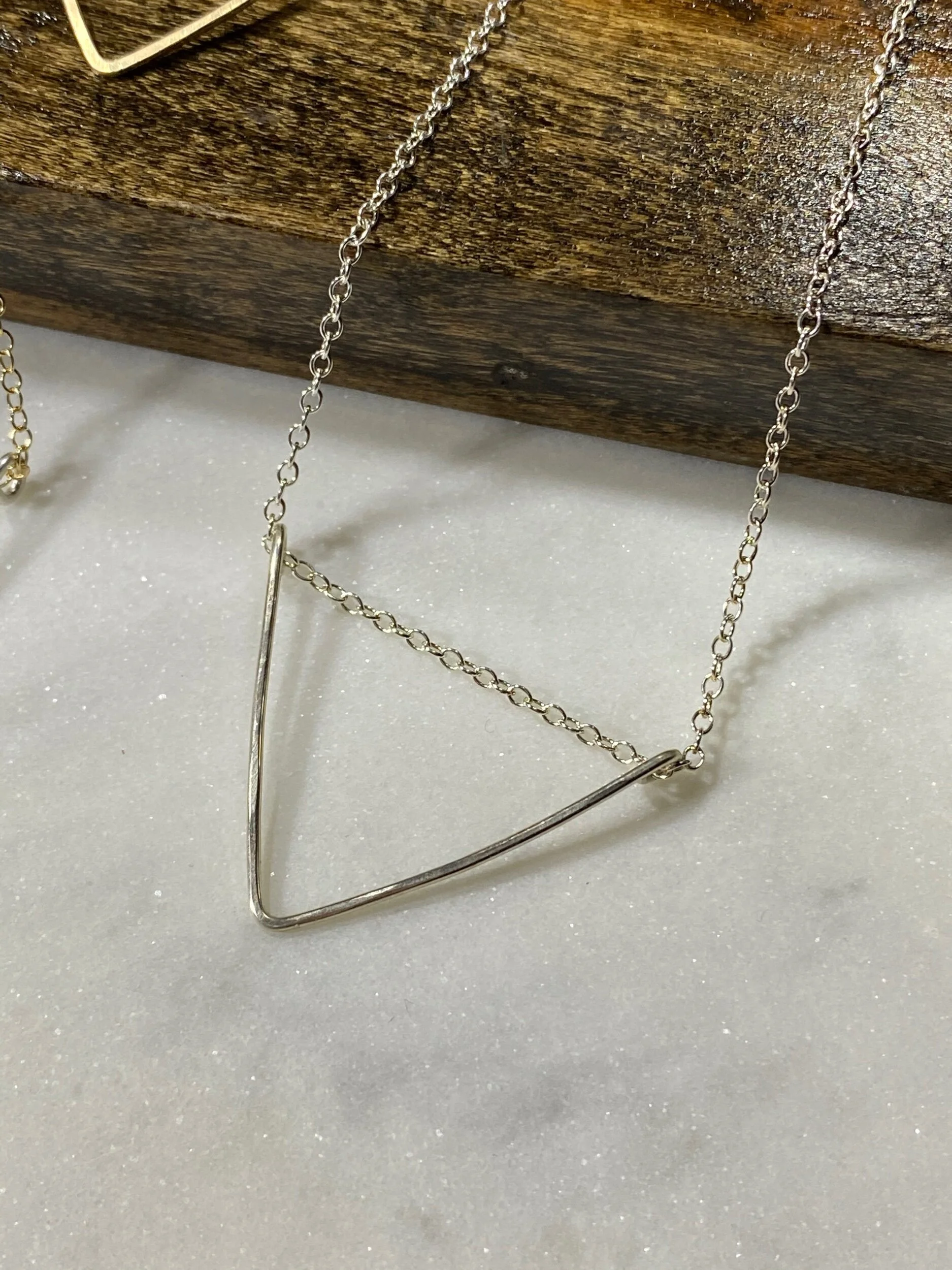 27D5E76C-EBAE-42B3-8BCD-5DD43EE87832