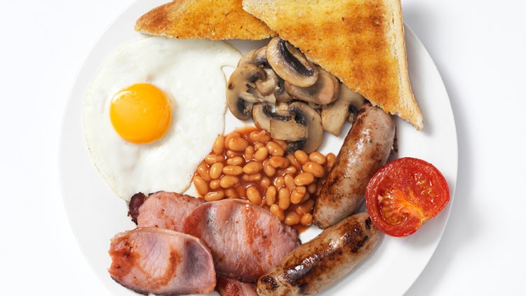 The-Full-English-breakfast-is-under-threat-as-diners-switch-to-lighter-options_wrbm_large.jpg