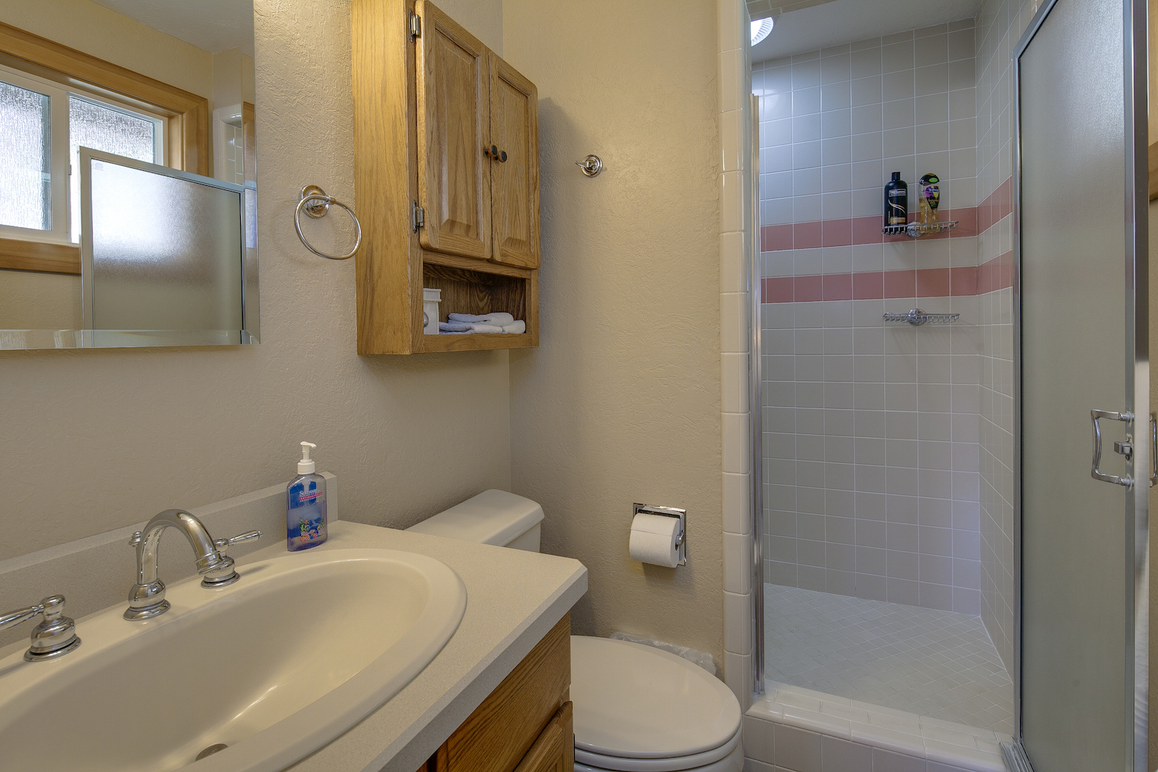 2 1/2 baths-showers-tubs