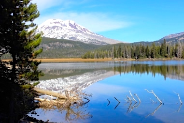 Lake w- reflection.jpg
