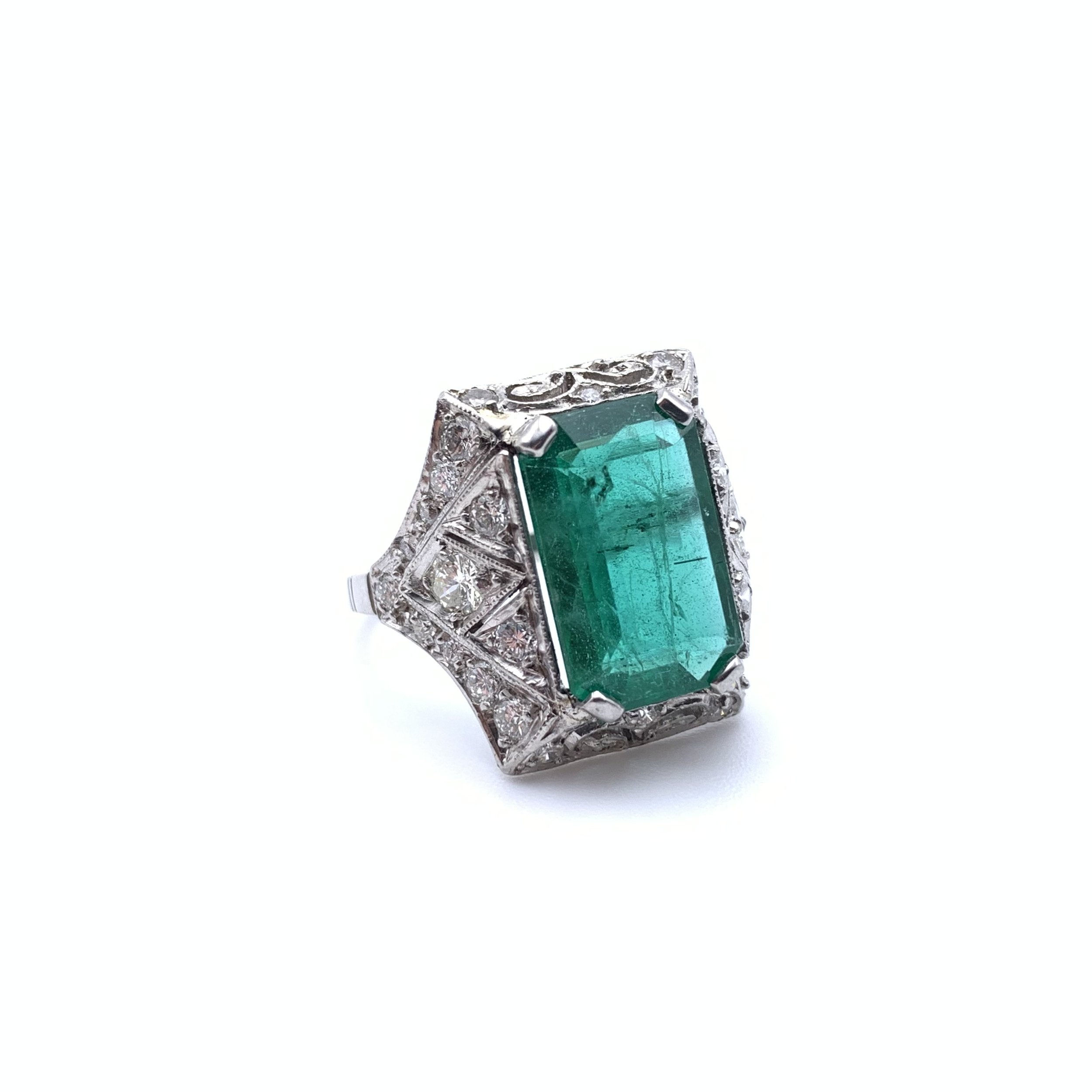 Art Deco Emerald &amp; Diamond Ring