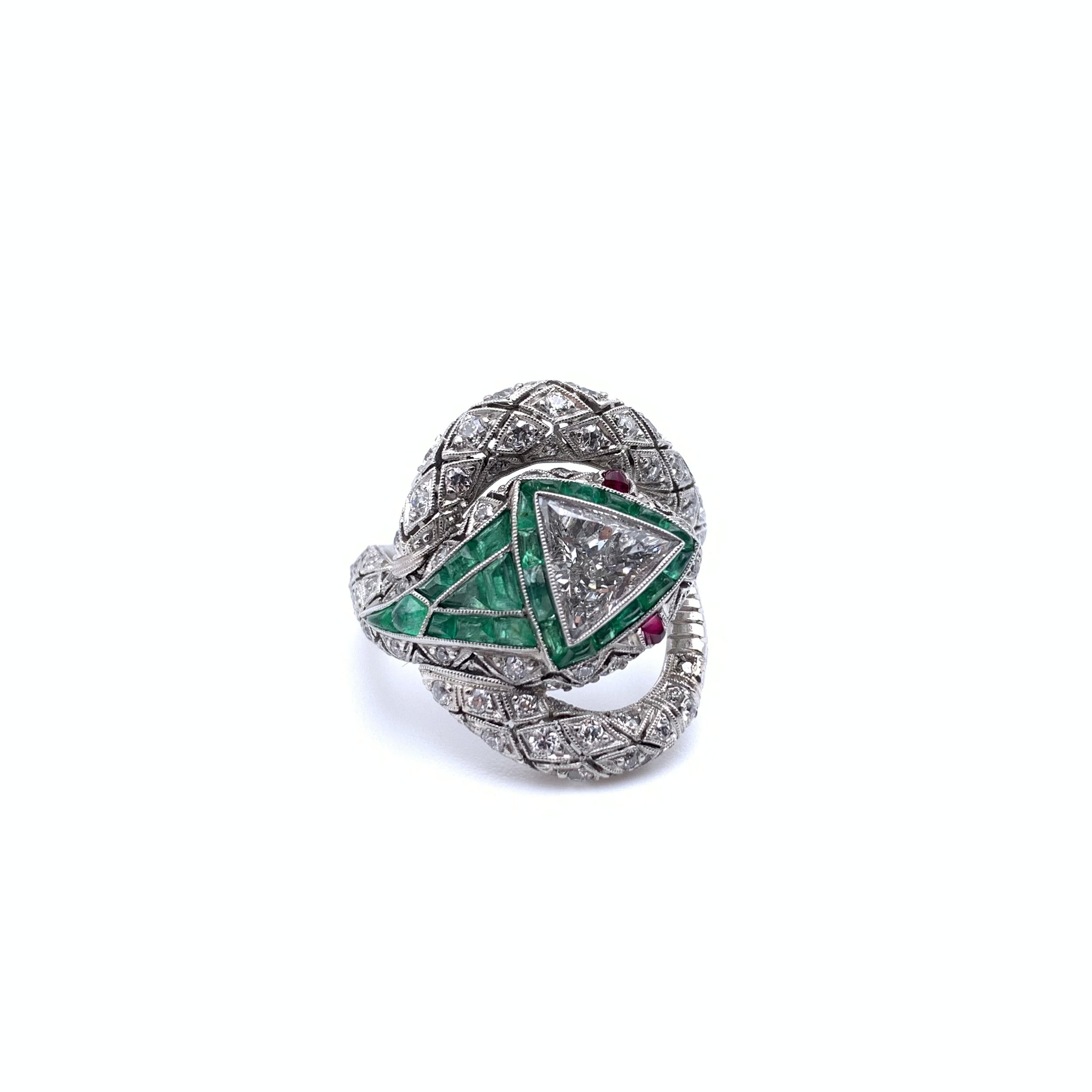 Handmade Serpentine Diamond Ring 