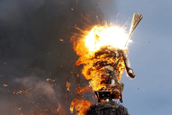 "Börn the böögg" Session (60 minutes)