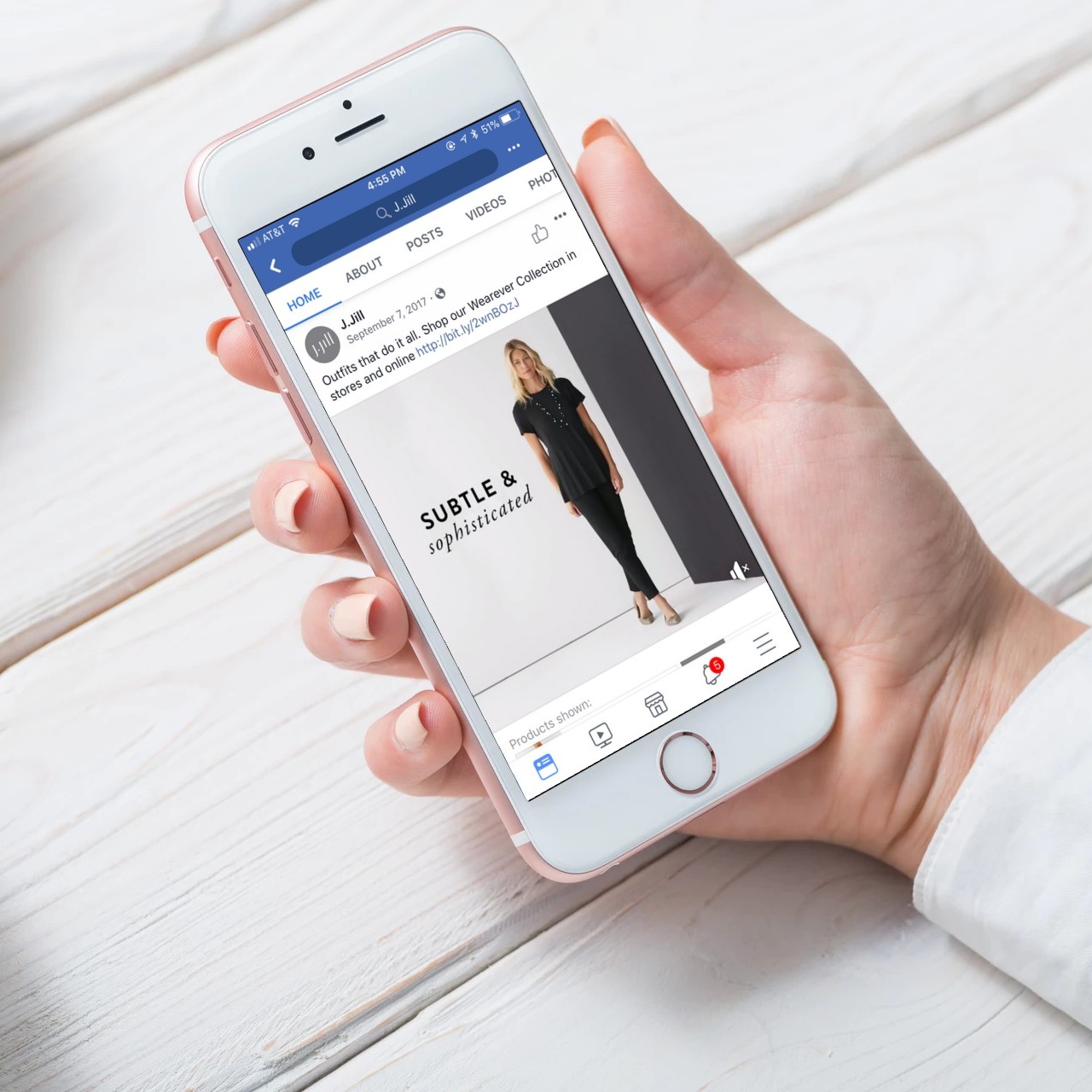 smartmockups_jsrwqir1.jpg