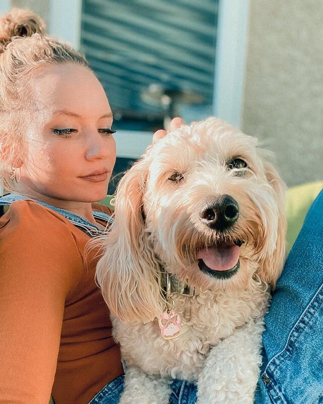 Peeps... just look at this face. This is the face I have to leave every morning for work. How, you might ask? I don&rsquo;t know how. Not a hot clue. She&rsquo;s too perfect.
.
Dolly... the little Doll... Dollface... has a human soul, I swear it. Her