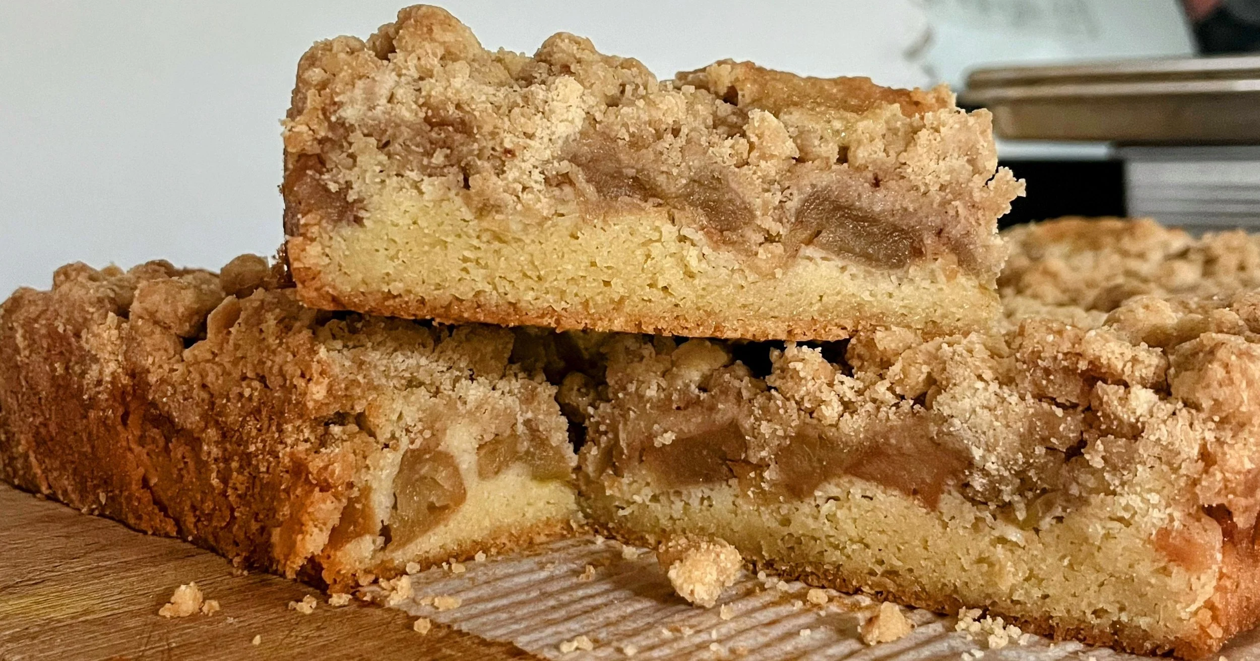 Apple Crumb Bars