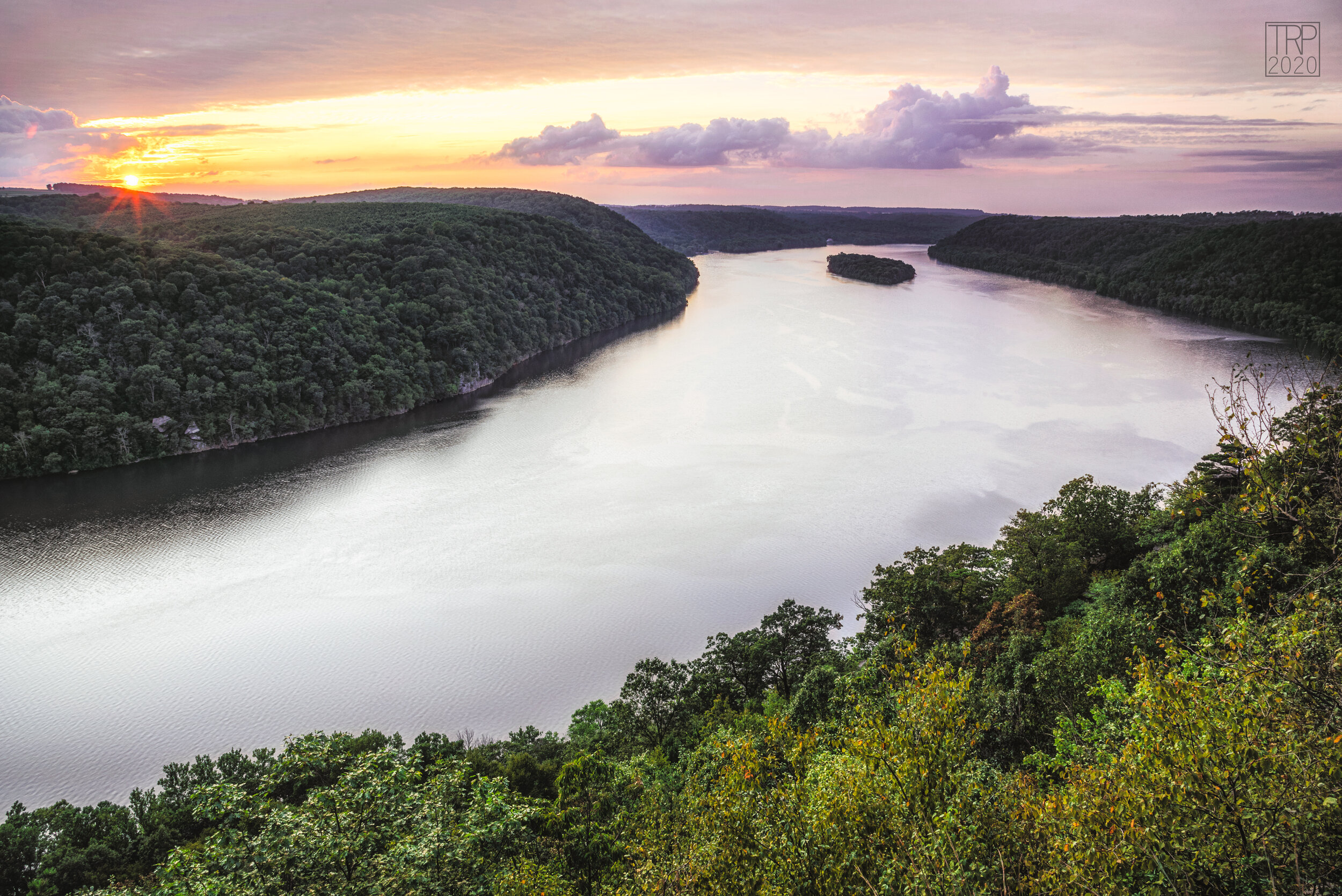 Pinnacle_Overlook_Sunset_Frame_All.jpg