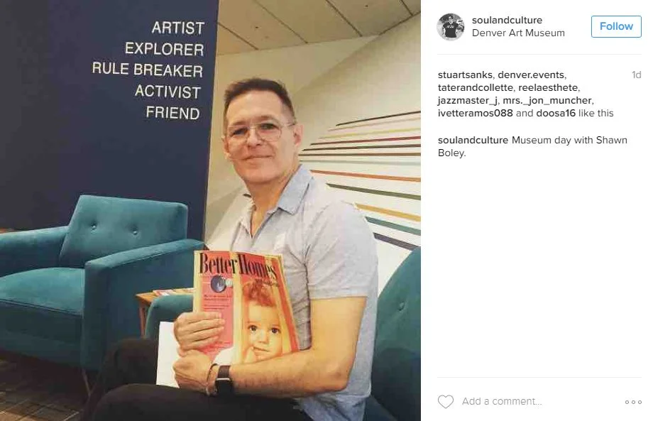 Lounge - Magazines 8.JPG