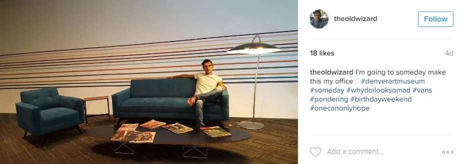 Lounge - I'm going t make this my office.JPG