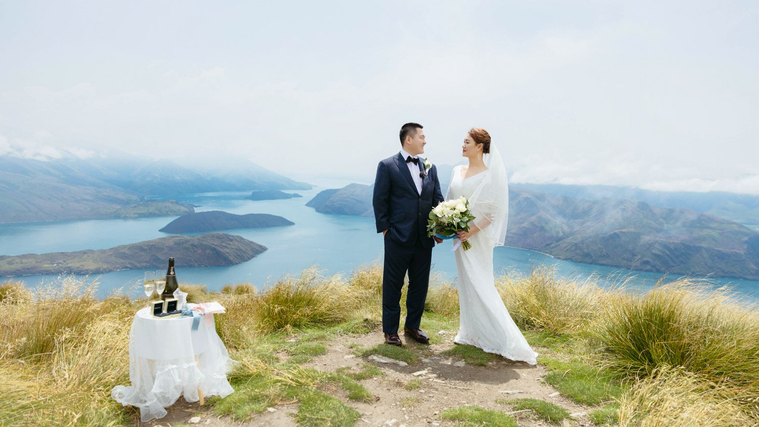 Queenstownn Canyons Lodge outdoor wedding elopement photographer Panda Bay Films-6.jpg