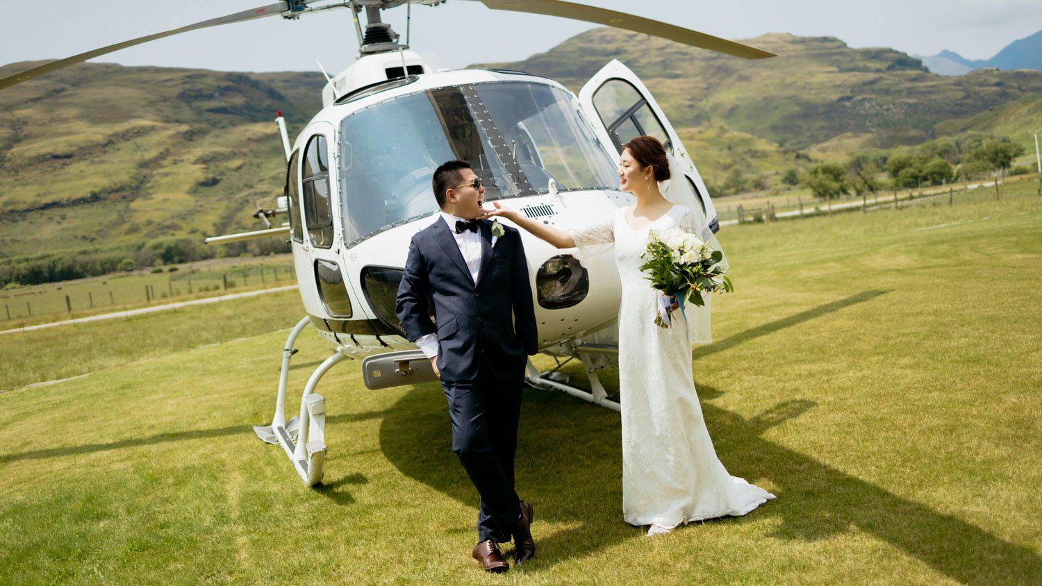 Queenstownn Canyons Lodge outdoor wedding elopement photographer Panda Bay Films-16.jpg