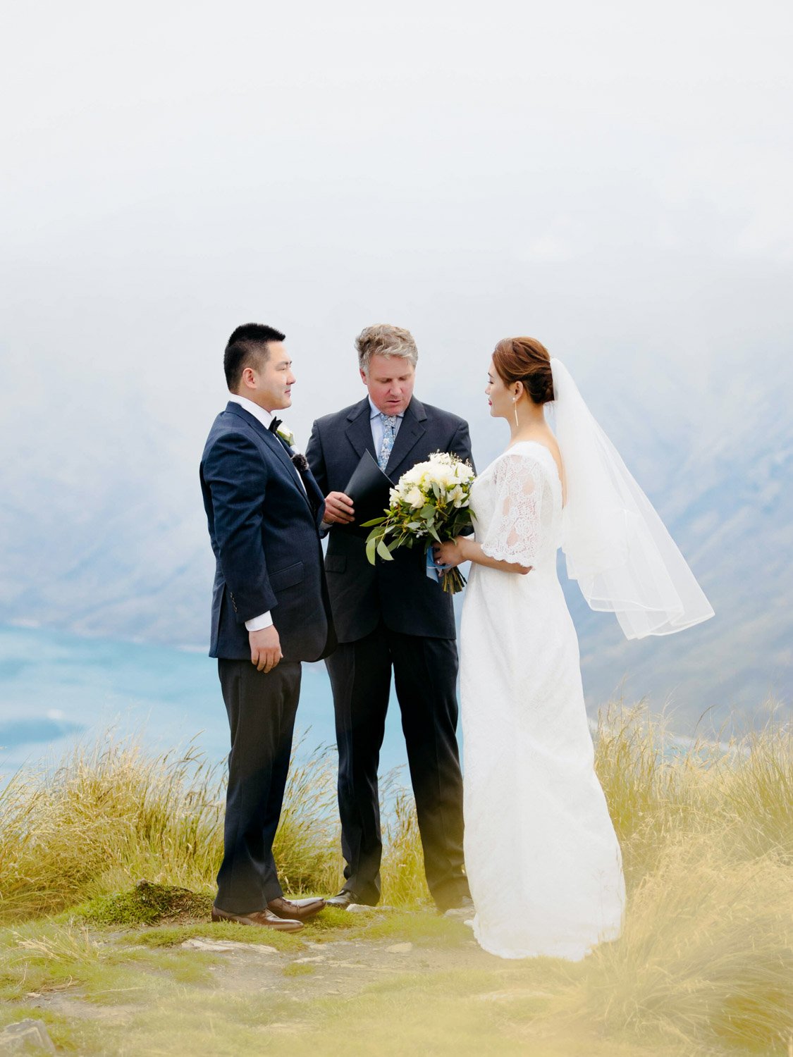 Queenstownn Canyons Lodge outdoor wedding elopement photographer Panda Bay Films.jpg