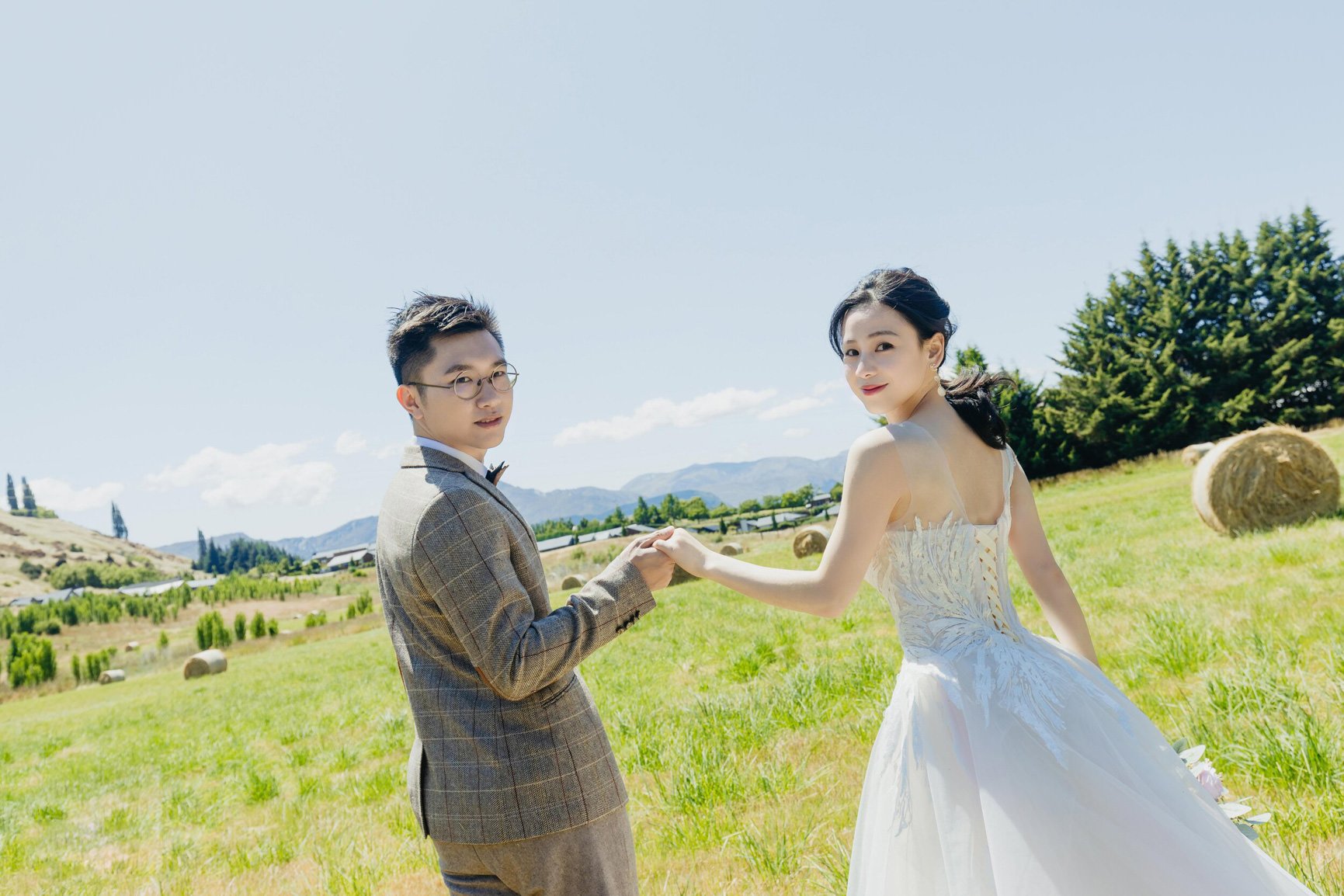 pre wedding elopement photographer Panda Bay Films queenstown limao cornet peak Li-7.jpg