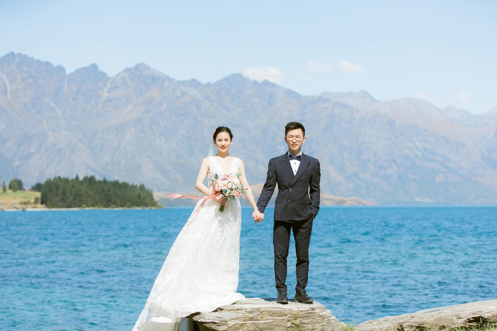 pre wedding elopement photographer Panda Bay Films queenstown limao cornet peak Li-12.jpg