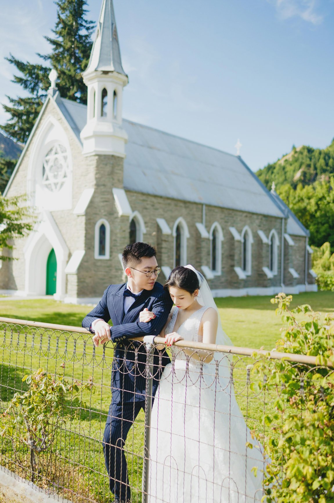 pre wedding elopement photographer Panda Bay Films queenstown limao cornet peak Li-15.jpg