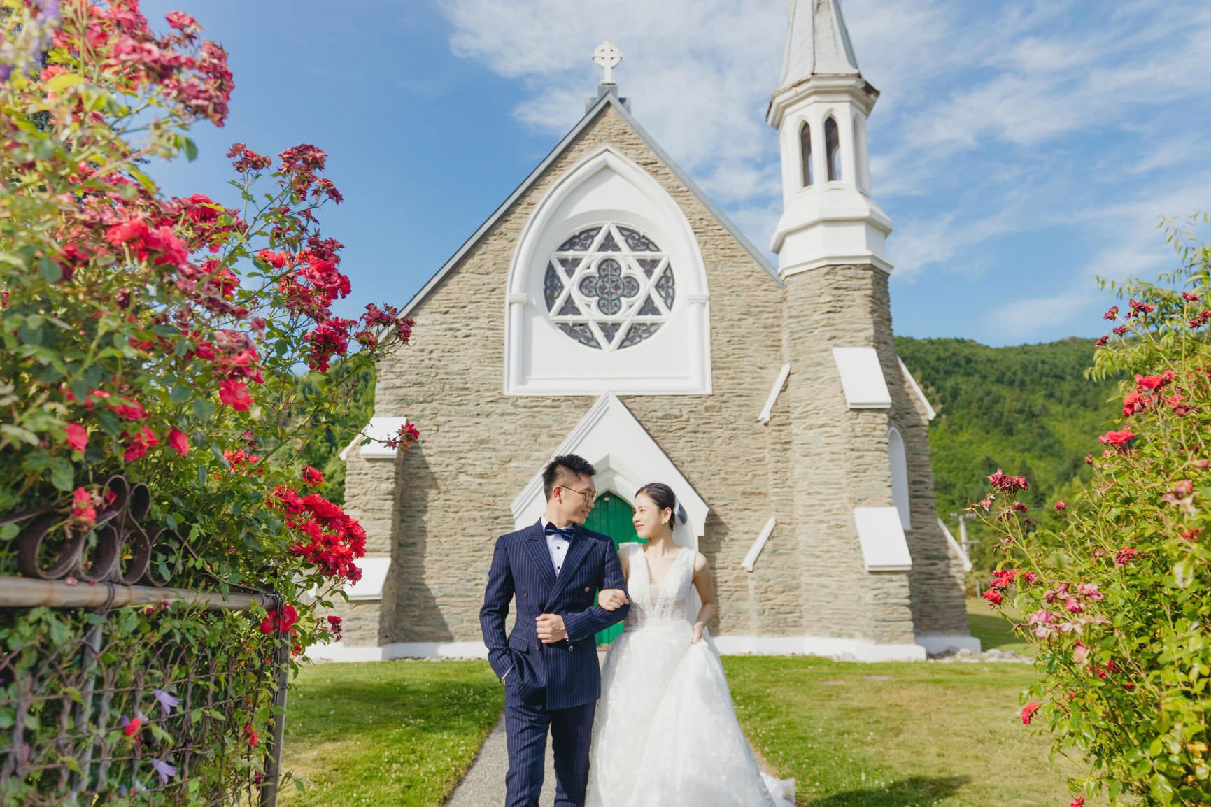 pre wedding elopement photographer Panda Bay Films queenstown limao cornet peak Li-18.jpg