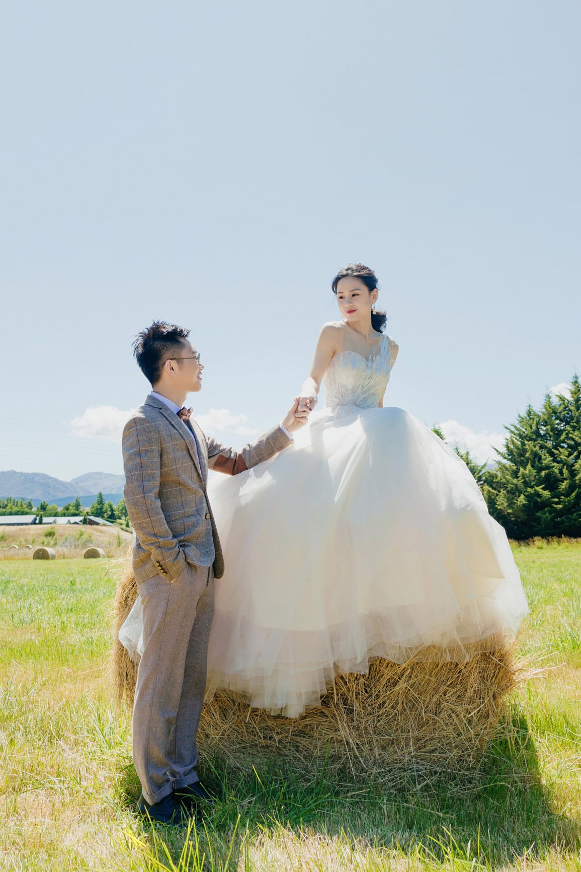 pre wedding elopement photographer Panda Bay Films queenstown limao cornet peak Li.jpg