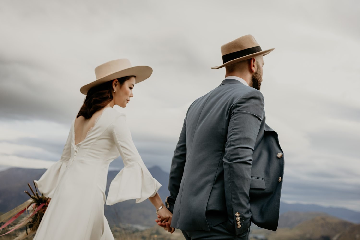 Ollie & Ritz |Panda Bay Films Wedding Photographer Queenstown New Zealand  Elopement Pre Wedding and Heli-Wedding Photography_-69 拷贝.jpg