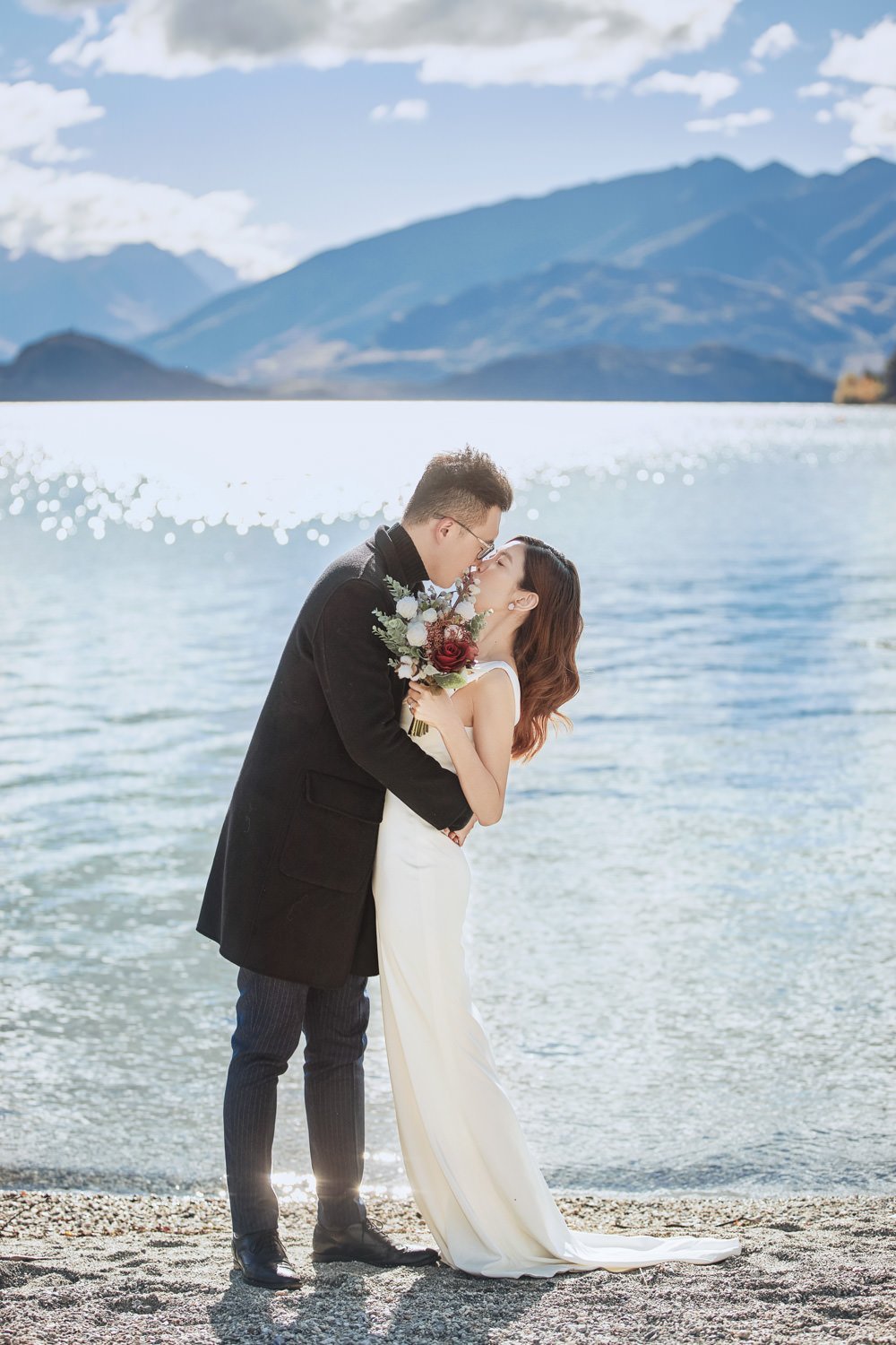 pre+wedding+elopement+photographer+Panda+Bay+Films+queenstown+wanaka+sun-4.jpeg