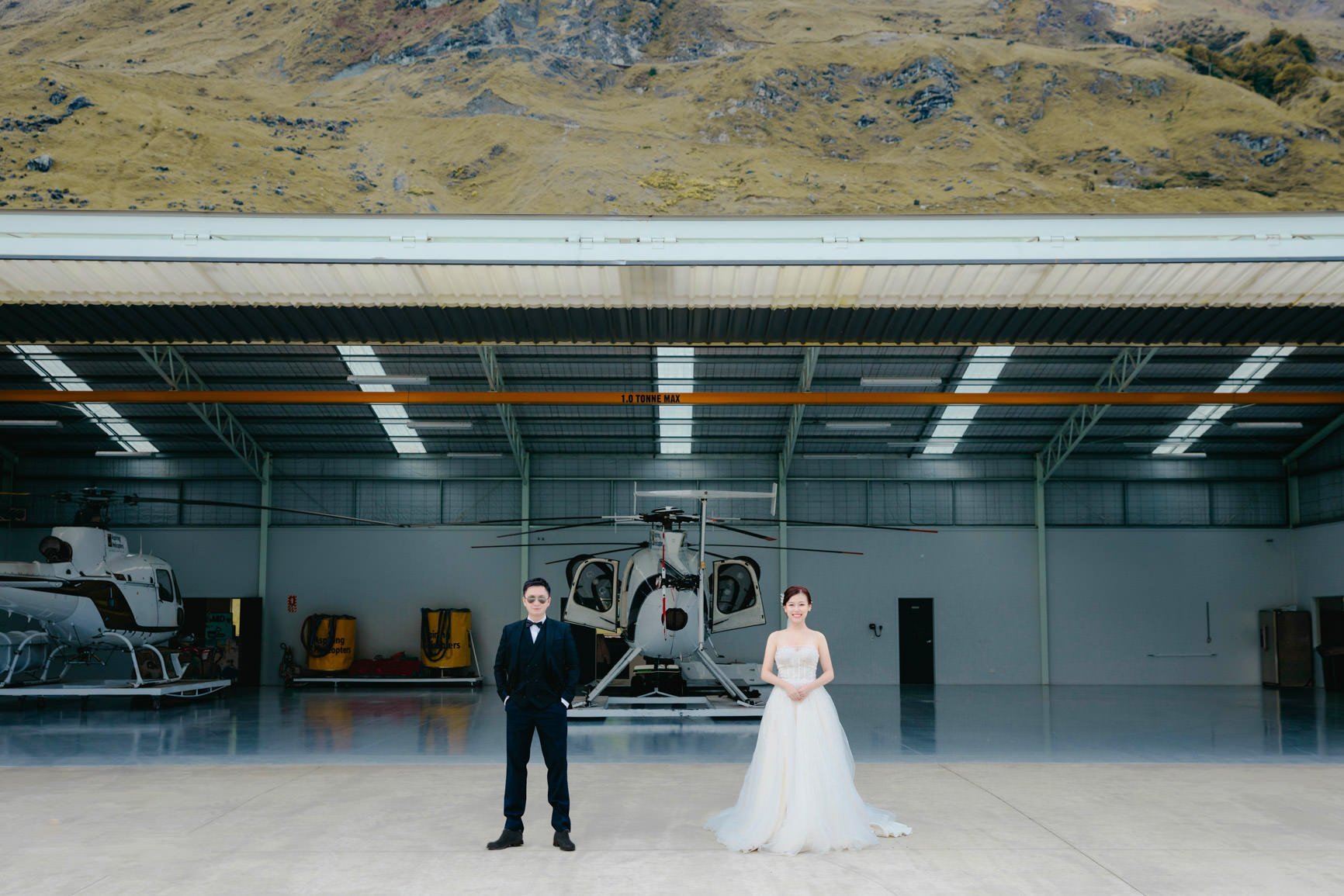 pre+wedding+elopement+photographer+Panda+Bay+Films+queenstown+coromandel+peak+heli+lika-6.jpeg