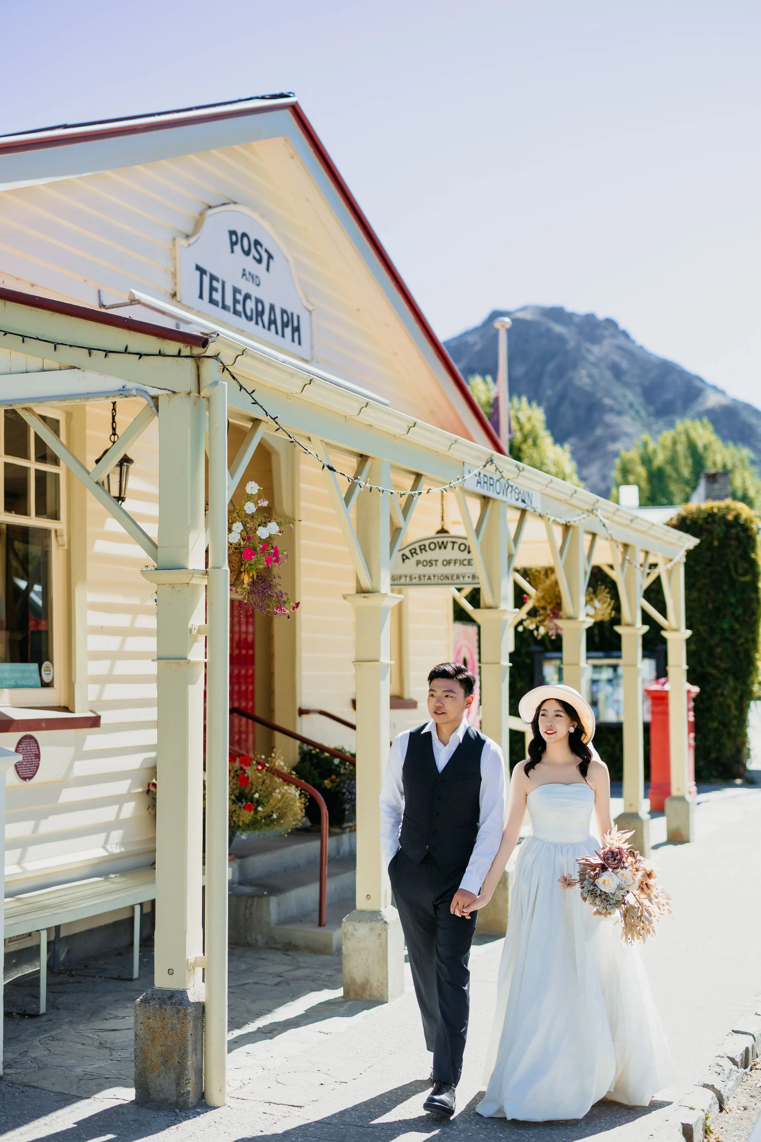 Panda Bay Films Pre Wedding Photographer Queenstown New Zealand IMGC0417.jpg