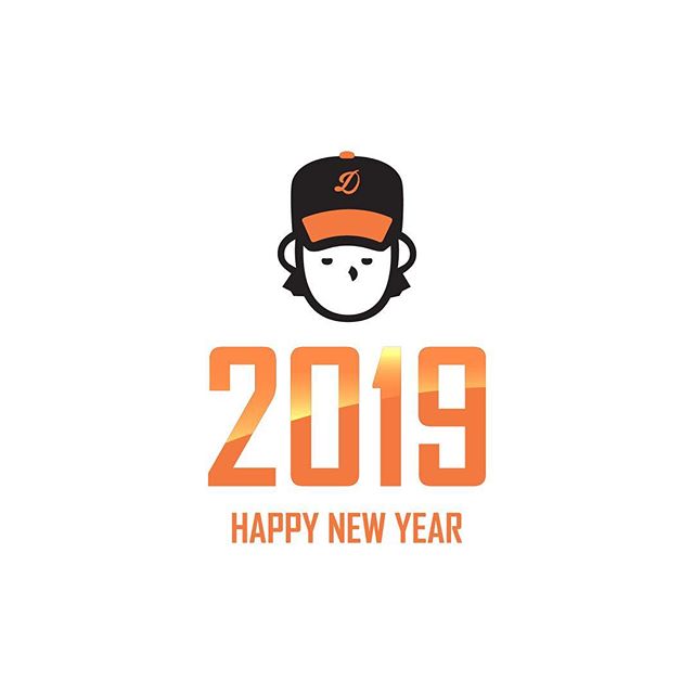 Dude. Happy New Year!!! Let&rsquo;s rock 2019!!! #newyear #happynewyear #2019 #baseball #gloves #entrepreneur