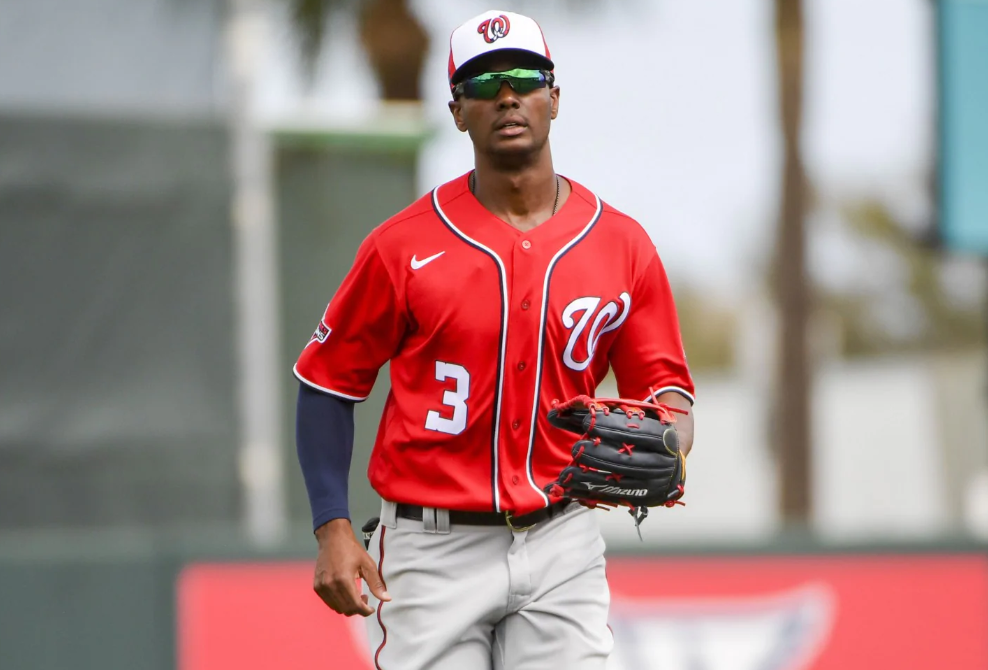 How defensive whiz Michael A. Taylor breaks in a new glove