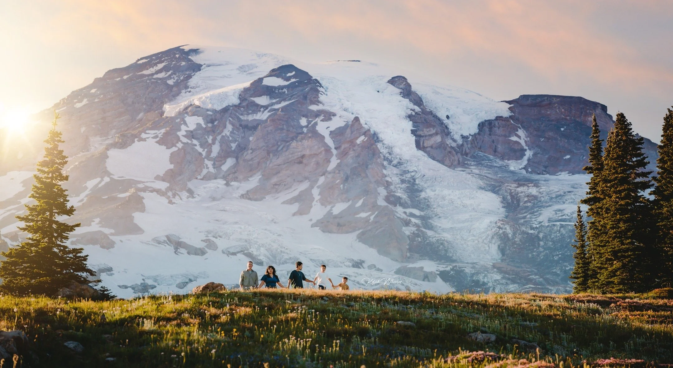 Just got this collection delivered and WOW. This photo needs a permanent spot on my insta wall! 😍😍😍

kylahwheelerphotography.com

#mountrainier #mountrainiernationalpark #sunchaser #Rainier #themountainisout #perfect #pictureperfect #family #adven
