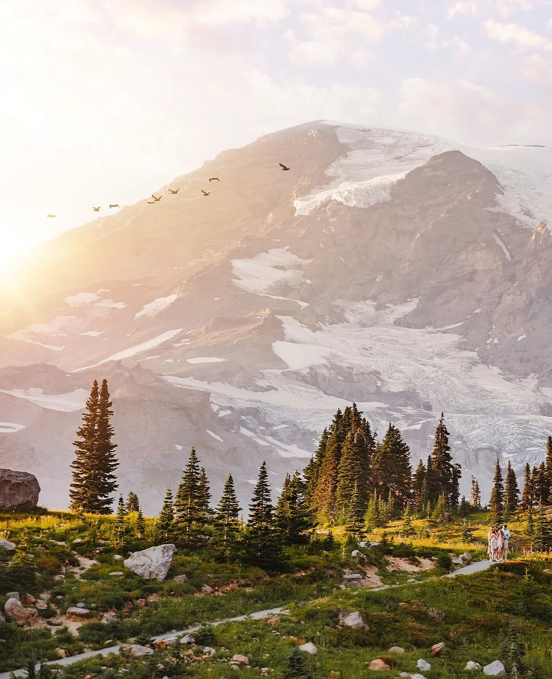 Finally getting around to posting some sneak peaks!! Photographers&hellip; how are ya doing! Surviving on caffeine?? Just me? 🤪 

Adventure sessions are always the most epic!! Especially with Rainier showing off at golden hour, and with such an incr