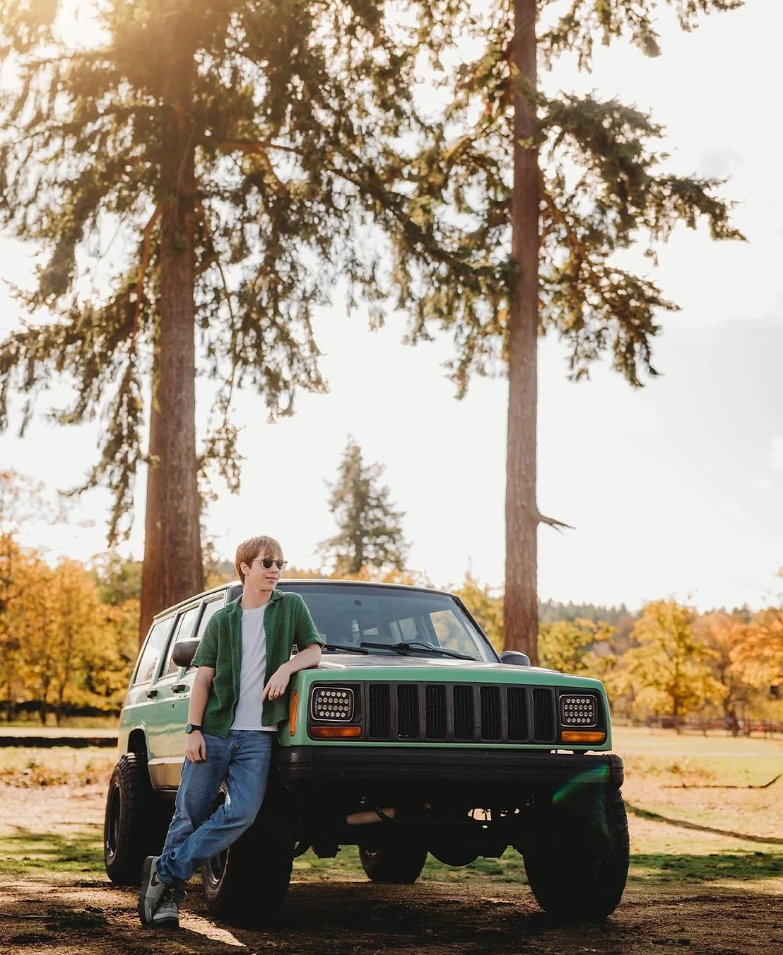 Fun senior photos, jumping around to all the best spots! Congratulations Carson! ☺️

#seniorphotos #senior #classof2026 #2026 #jeeplife #seniorphotoshoot #seniorphotographer