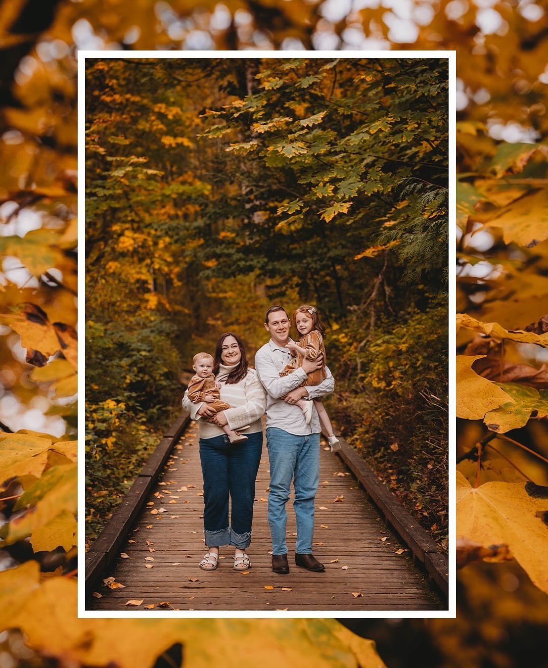 Loving all these beautiful fall colors 🍁💛 🎃 and the sweetest families!! 

Kylahwheelerphotography.com
#fall #fallvibes #fallisintheair #fallcolors #autumn #family #happyfamily #washingtonphotographer #washingtonfamilyphotographer #njphotographer #