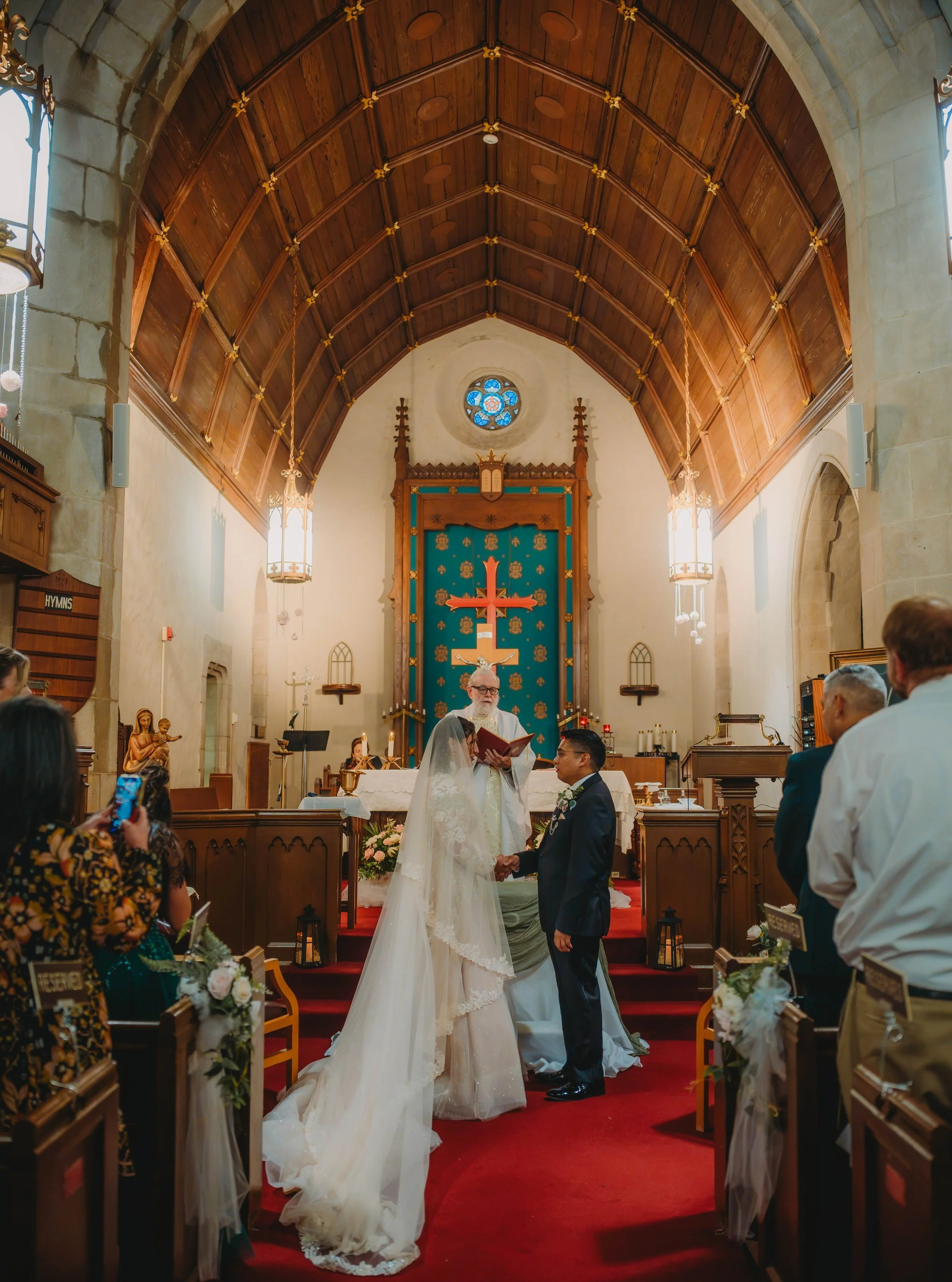 Got this beautiful wedding collection delivered this morning! ❤️ (happy dance!) 🙌🎉
